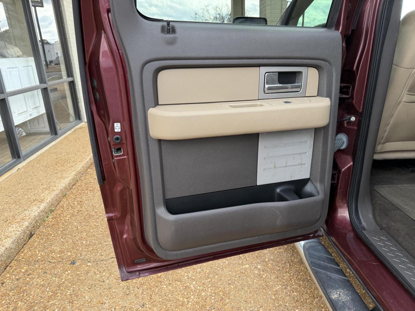 2010 RED FORD F-150 FX2 SPORT (1FTEW1C88AK) , located at 922 W. Beacon St., Philadelphia, MS, 39350, (601) 650-3675, 32.770447, -89.127151 - Photo#12