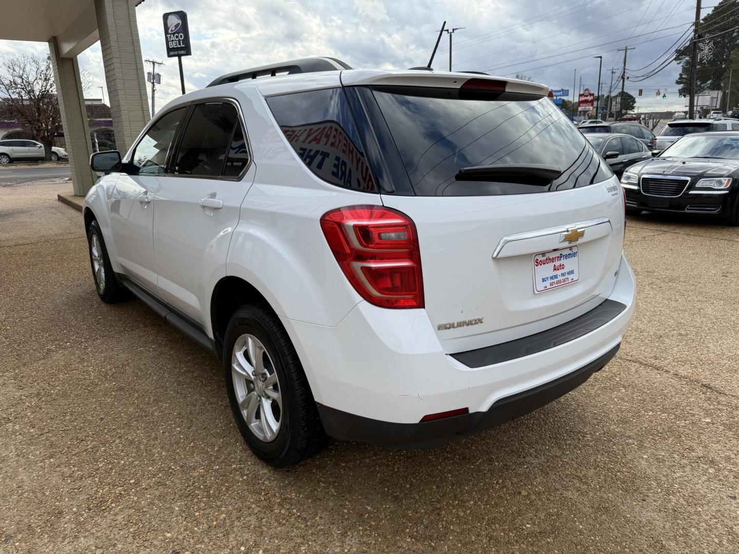 2017 WHITE CHEVROLET EQUINOX LT (2GNALCEK3H1) , located at 922 W. Beacon St., Philadelphia, MS, 39350, (601) 650-3675, 32.770447, -89.127151 - Photo#3
