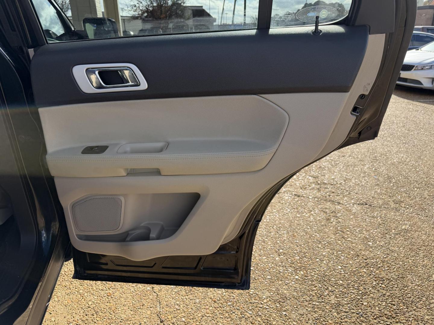 2014 BLACK FORD EXPLORER LIMITED (1FM5K7F86EG) , located at 922 W. Beacon St., Philadelphia, MS, 39350, (601) 650-3675, 32.770447, -89.127151 - Photo#15