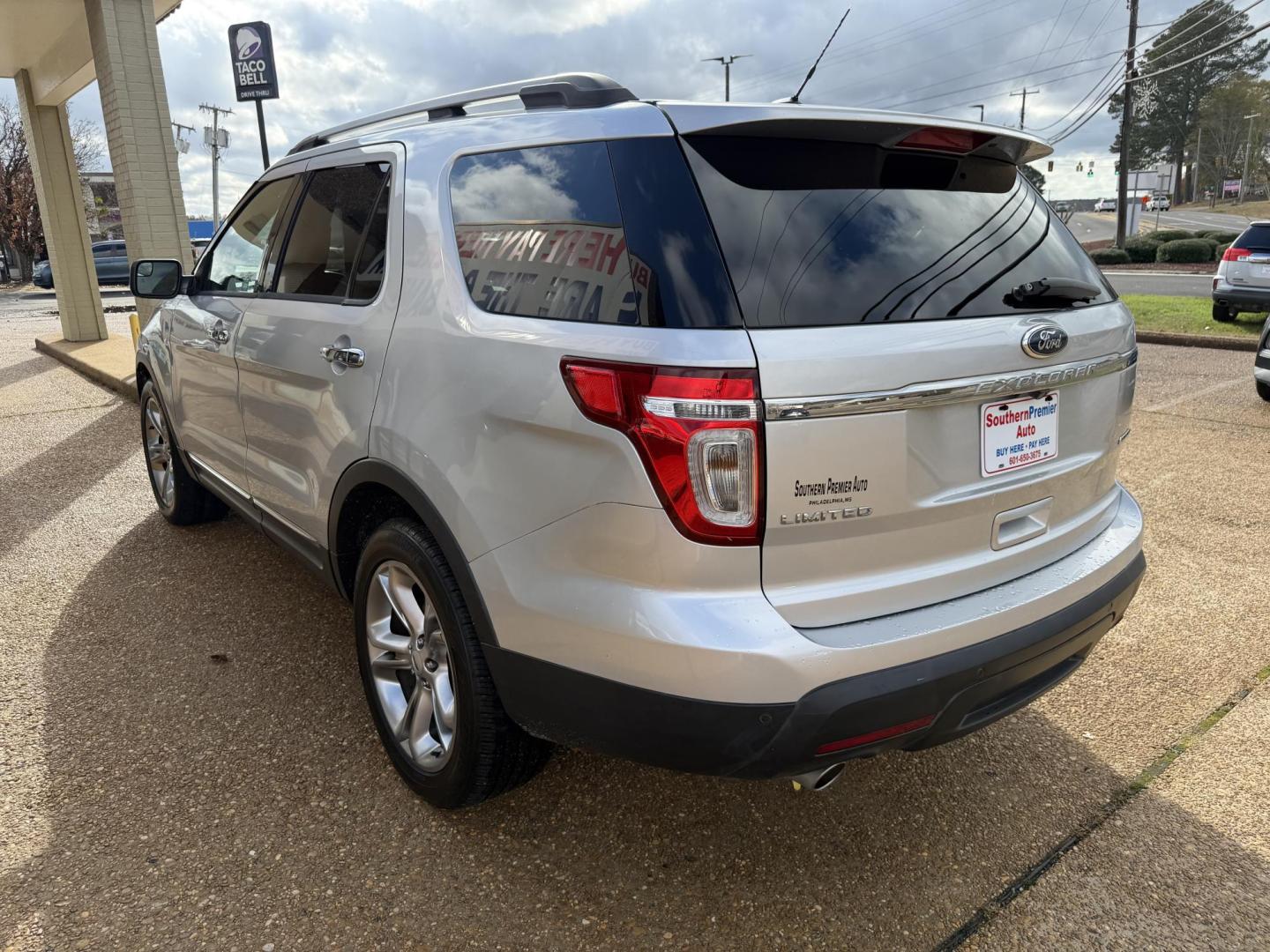 2014 SILVER FORD EXPLORER LIMITED (1FM5K7F84EG) , located at 922 W. Beacon St., Philadelphia, MS, 39350, (601) 650-3675, 32.770447, -89.127151 - Photo#3