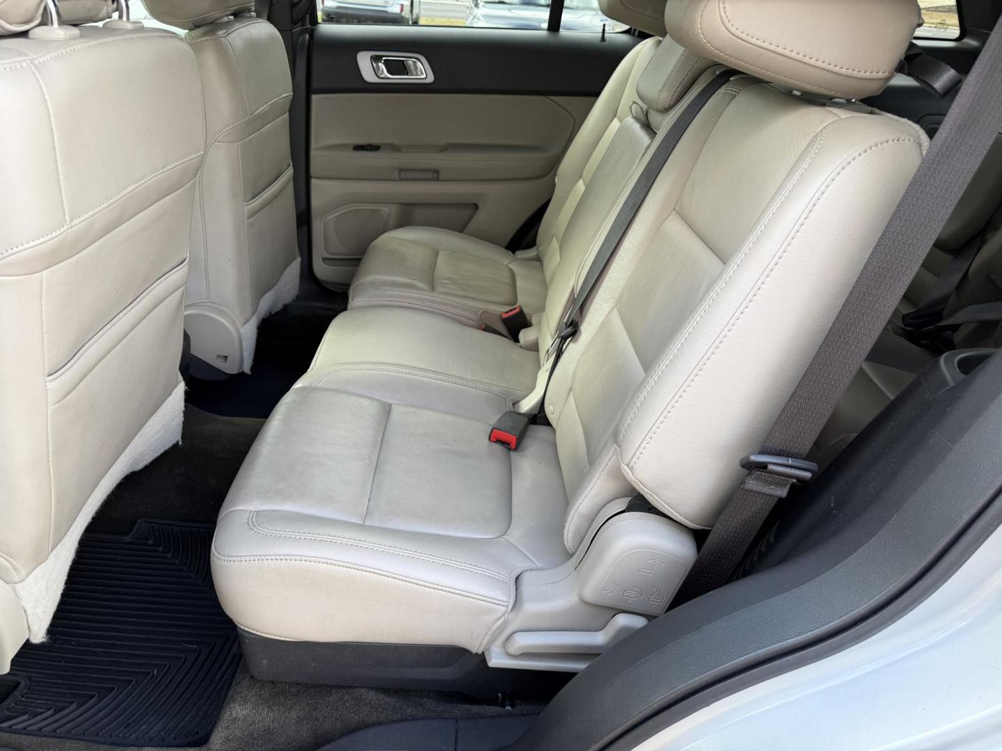 2014 SILVER FORD EXPLORER LIMITED (1FM5K7F84EG) , located at 922 W. Beacon St., Philadelphia, MS, 39350, (601) 650-3675, 32.770447, -89.127151 - Photo#13