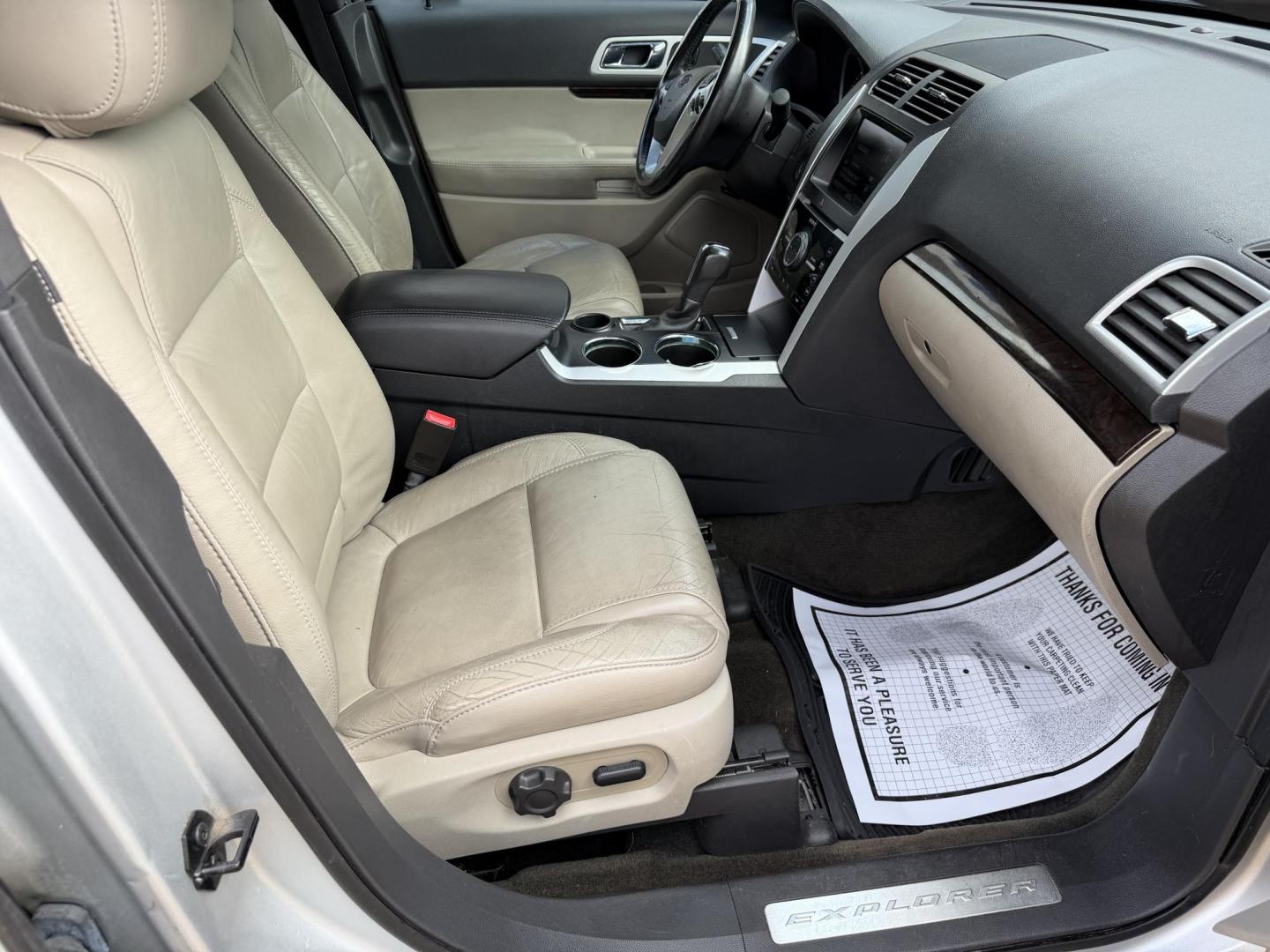 2014 SILVER FORD EXPLORER LIMITED (1FM5K7F84EG) , located at 922 W. Beacon St., Philadelphia, MS, 39350, (601) 650-3675, 32.770447, -89.127151 - Photo#10