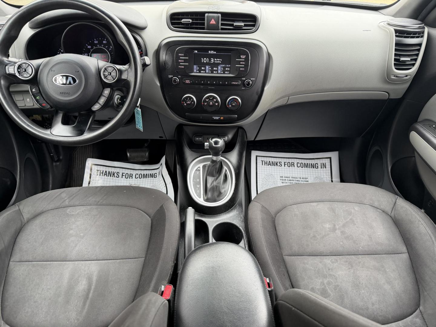 2017 SILVER KIA SOUL BASE (KNDJN2A20H7) , located at 922 W. Beacon St., Philadelphia, MS, 39350, (601) 650-3675, 32.770447, -89.127151 - Photo#16