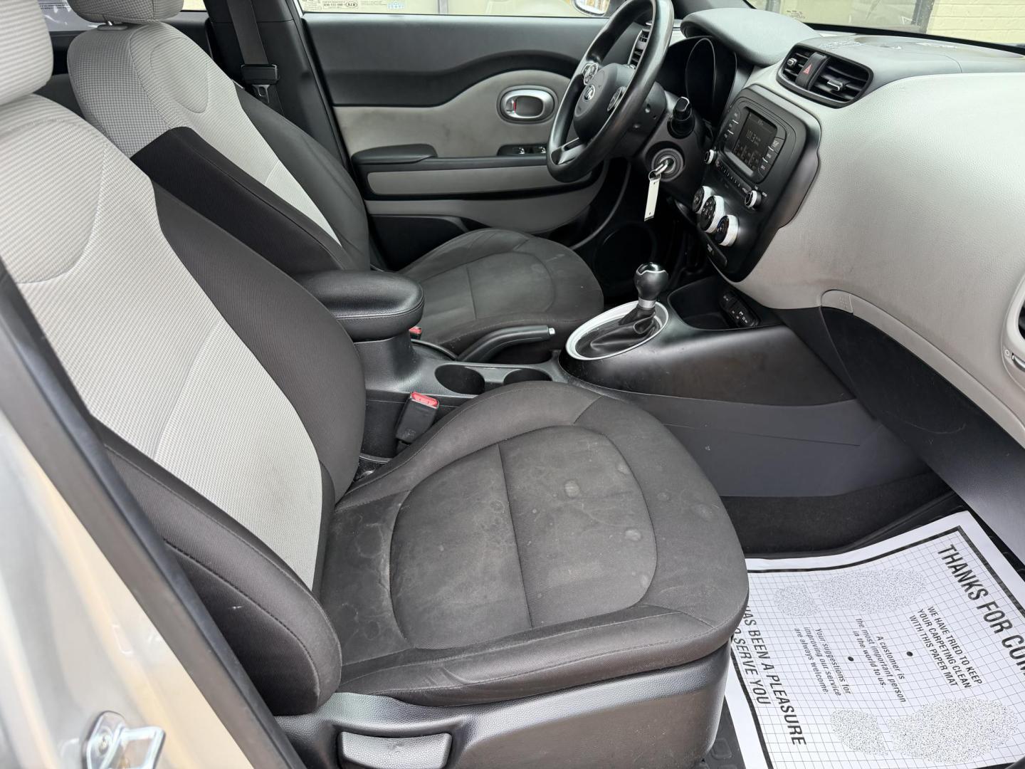 2017 SILVER KIA SOUL BASE (KNDJN2A20H7) , located at 922 W. Beacon St., Philadelphia, MS, 39350, (601) 650-3675, 32.770447, -89.127151 - Photo#10