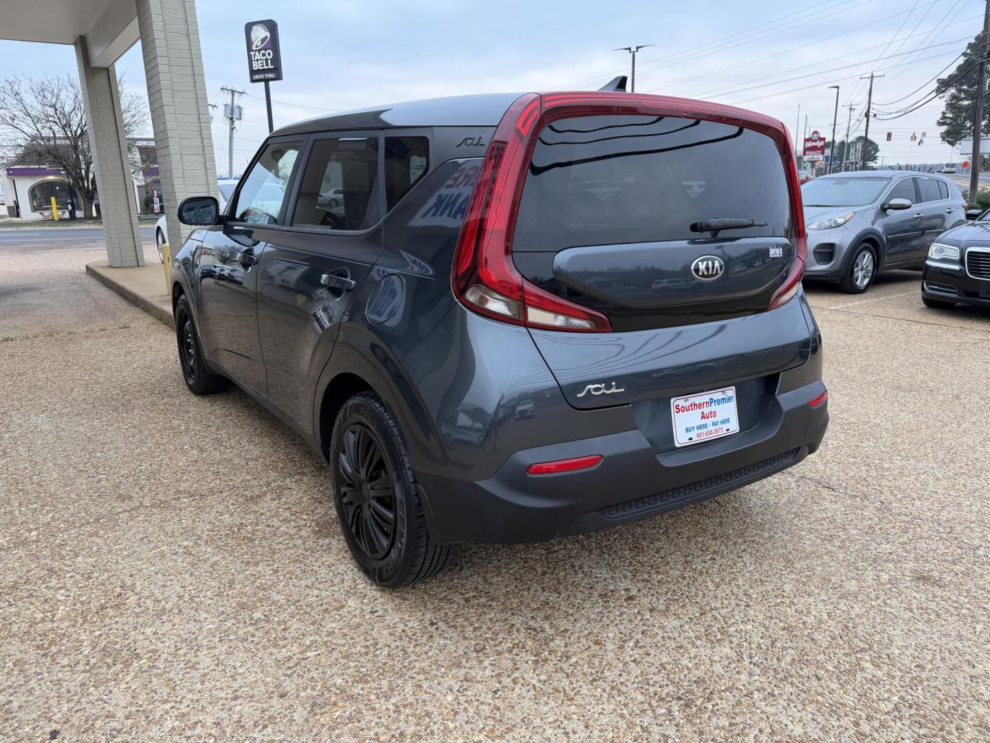 2020 GRAY KIA SOUL LX (KNDJ23AU2L7) , located at 922 W. Beacon St., Philadelphia, MS, 39350, (601) 650-3675, 32.770447, -89.127151 - Photo#3