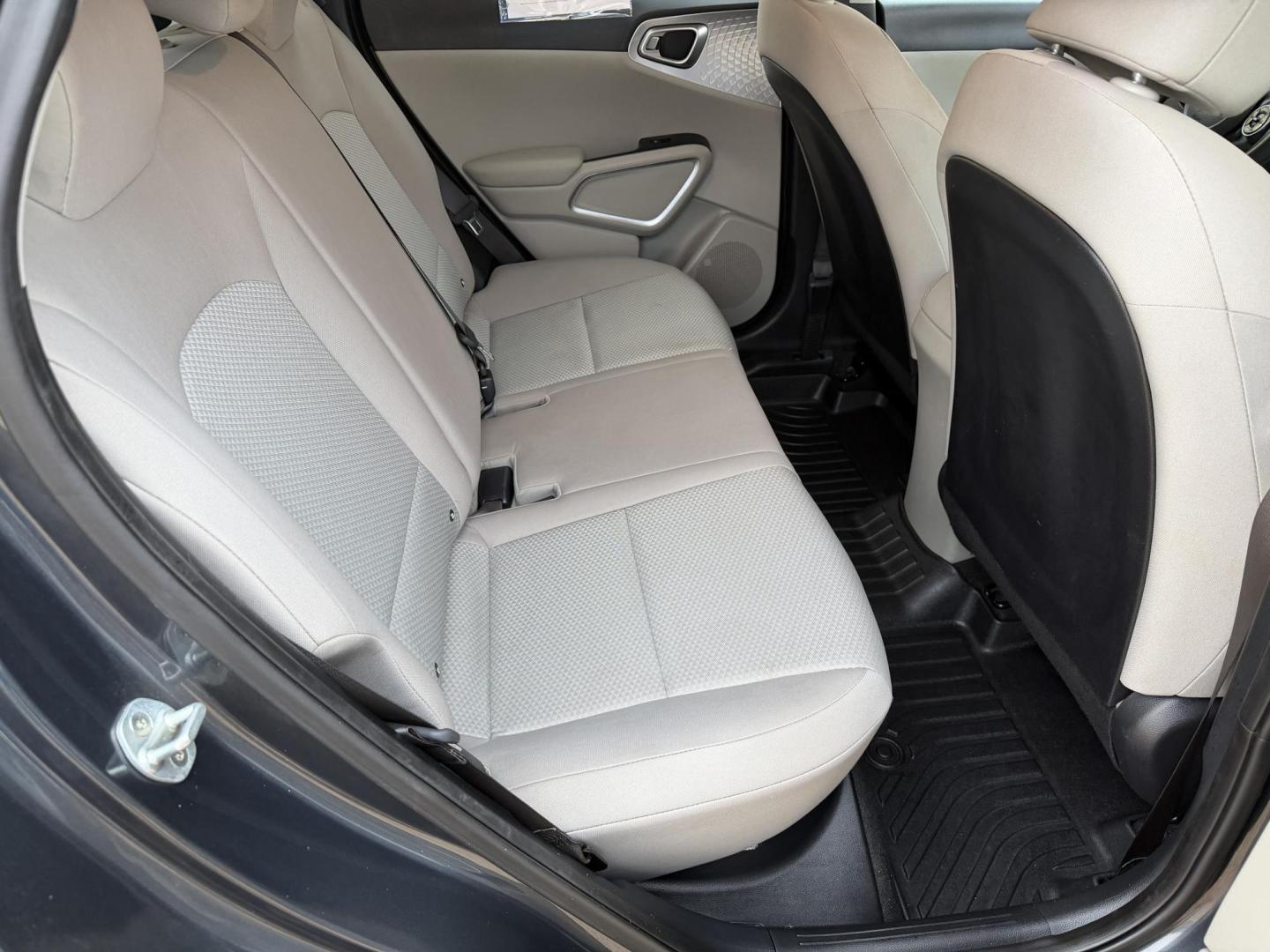 2020 GRAY KIA SOUL LX (KNDJ23AU2L7) , located at 922 W. Beacon St., Philadelphia, MS, 39350, (601) 650-3675, 32.770447, -89.127151 - Photo#14