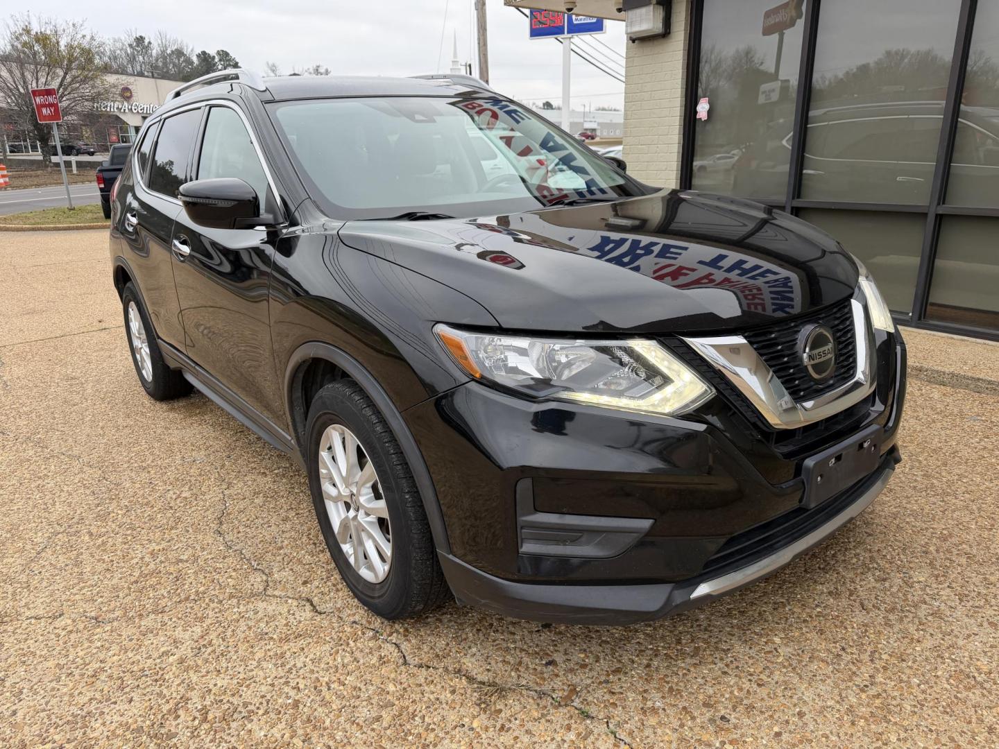 2019 BLACK NISSAN ROGUE SV (5N1AT2MT4KC) , located at 922 W. Beacon St., Philadelphia, MS, 39350, (601) 650-3675, 32.770447, -89.127151 - Photo#0