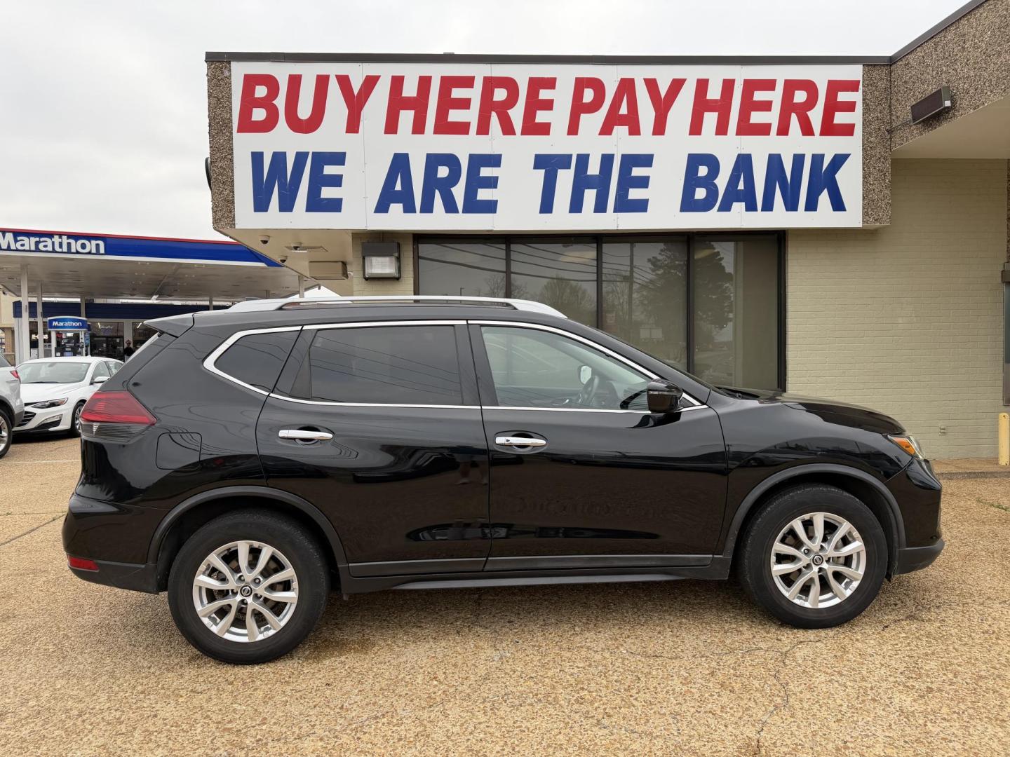 2019 BLACK NISSAN ROGUE SV (5N1AT2MT4KC) , located at 922 W. Beacon St., Philadelphia, MS, 39350, (601) 650-3675, 32.770447, -89.127151 - Photo#6