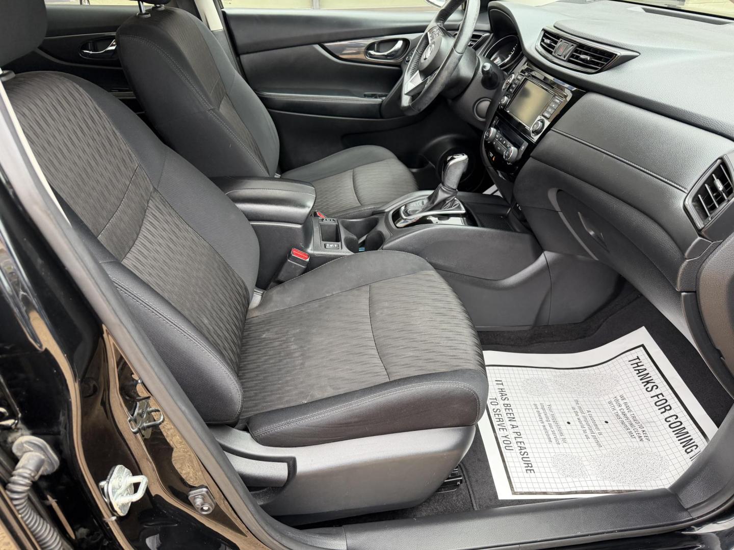 2019 BLACK NISSAN ROGUE SV (5N1AT2MT4KC) , located at 922 W. Beacon St., Philadelphia, MS, 39350, (601) 650-3675, 32.770447, -89.127151 - Photo#9