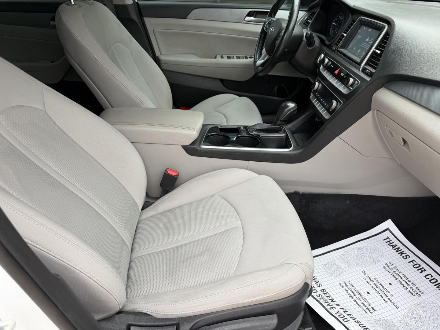 2019 WHITE HYUNDAI SONATA SEL (5NPE34AF1KH) , located at 922 W. Beacon St., Philadelphia, MS, 39350, (601) 650-3675, 32.770447, -89.127151 - Photo#9