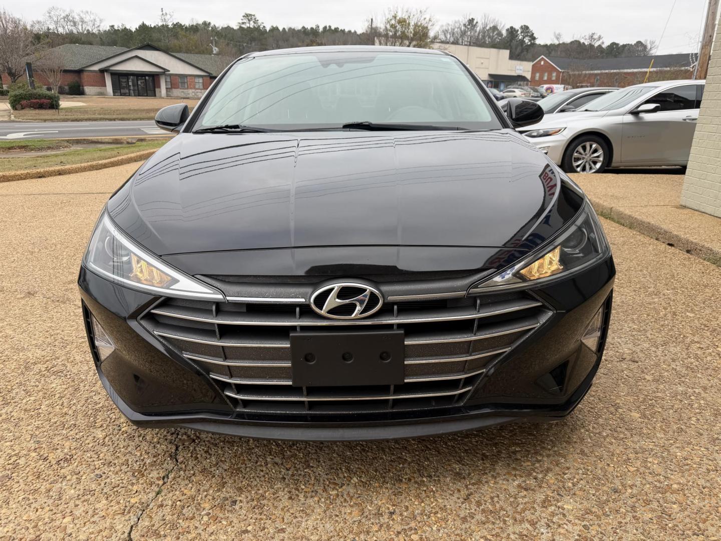 2020 BLACK HYUNDAI ELANTRA SEL (5NPD84LF7LH) , located at 922 W. Beacon St., Philadelphia, MS, 39350, (601) 650-3675, 32.770447, -89.127151 - Photo#1