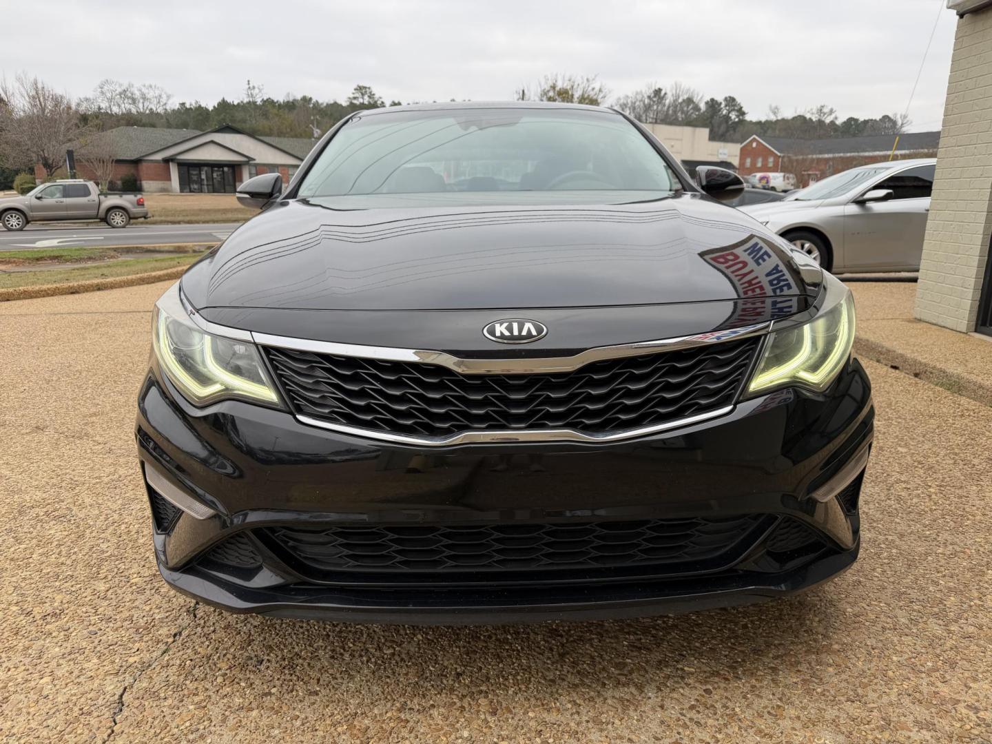 2019 BLACK KIA OPTIMA LX (5XXGT4L34KG) , located at 922 W. Beacon St., Philadelphia, MS, 39350, (601) 650-3675, 32.770447, -89.127151 - Photo#1