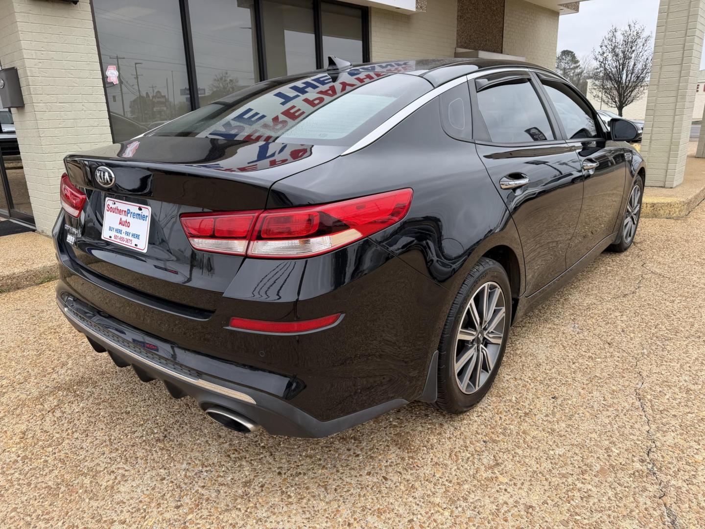 2019 BLACK KIA OPTIMA LX (5XXGT4L34KG) , located at 922 W. Beacon St., Philadelphia, MS, 39350, (601) 650-3675, 32.770447, -89.127151 - Photo#5