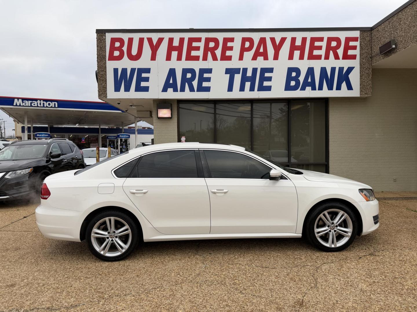 2014 WHITE VOLKSWAGEN PASSAT SE (1VWBT7A35EC) , located at 922 W. Beacon St., Philadelphia, MS, 39350, (601) 650-3675, 32.770447, -89.127151 - Photo#6