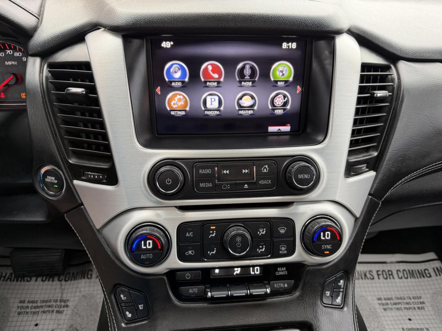 2015 SILVER GMC YUKON SLT (1GKS2BKC0FR) , located at 922 W. Beacon St., Philadelphia, MS, 39350, (601) 650-3675, 32.770447, -89.127151 - Photo#17