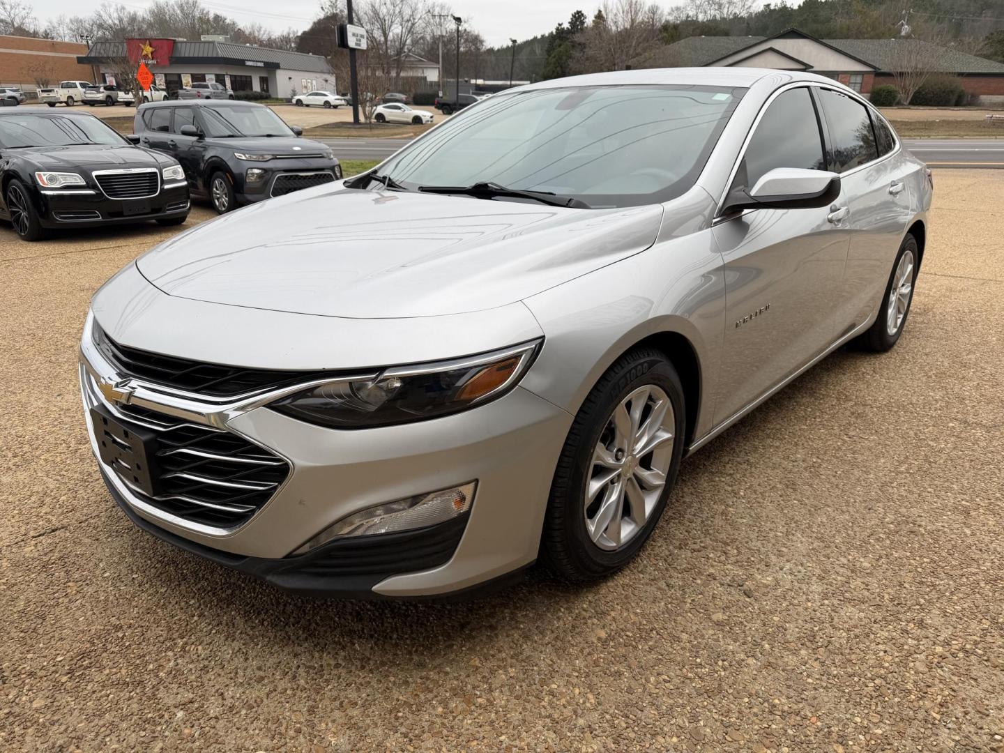 2022 SILVER CHEVROLET MALIBU LT (1LT) (1G1ZD5ST2NF) , located at 922 W. Beacon St., Philadelphia, MS, 39350, (601) 650-3675, 32.770447, -89.127151 - Photo#2