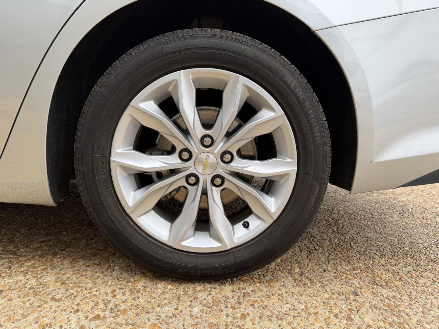 2022 SILVER CHEVROLET MALIBU LT (1LT) (1G1ZD5ST2NF) , located at 922 W. Beacon St., Philadelphia, MS, 39350, (601) 650-3675, 32.770447, -89.127151 - Photo#7