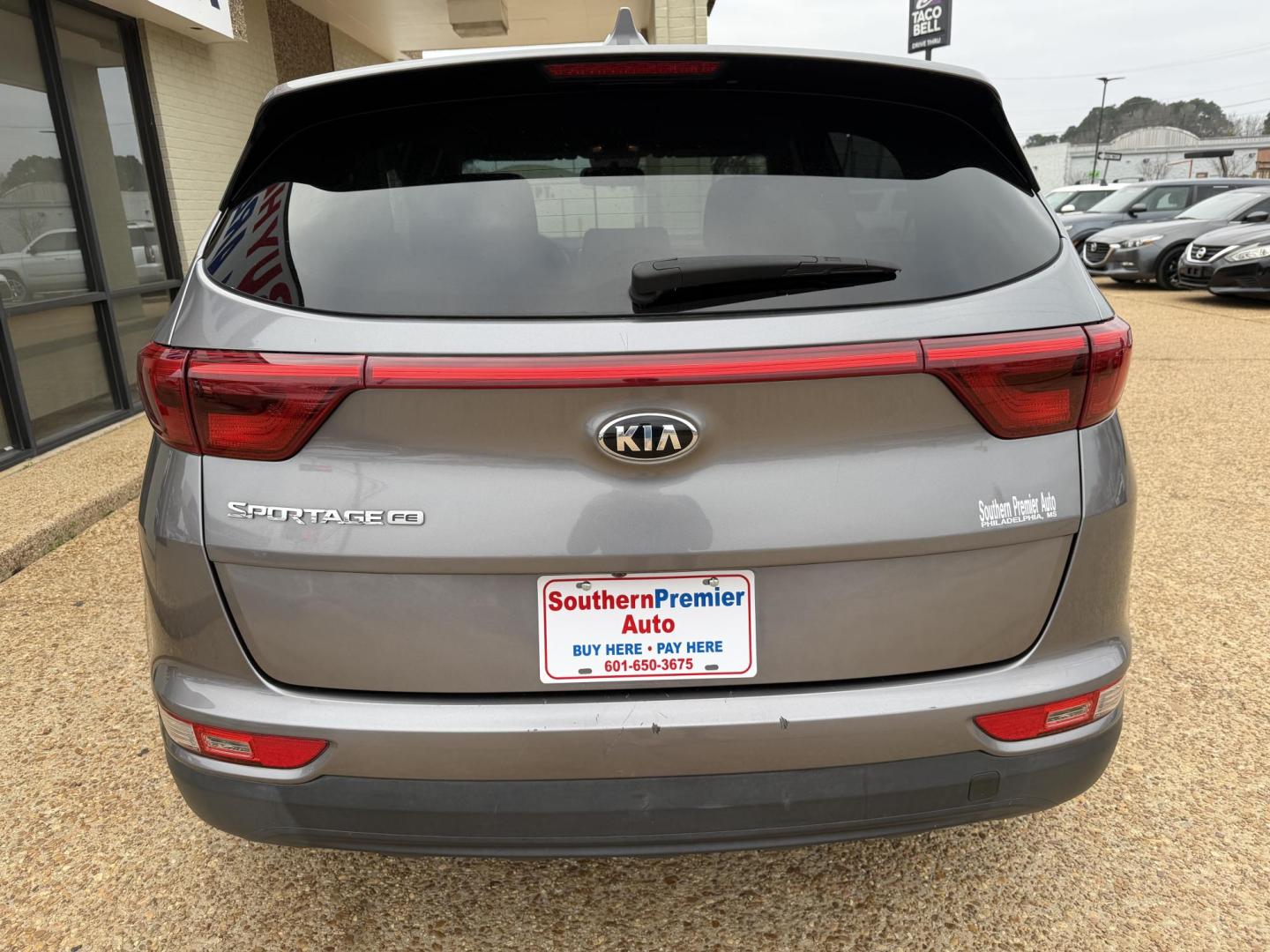 2017 GRAY KIA SPORTAGE LX (KNDPM3ACXH7) , located at 922 W. Beacon St., Philadelphia, MS, 39350, (601) 650-3675, 32.770447, -89.127151 - Photo#4