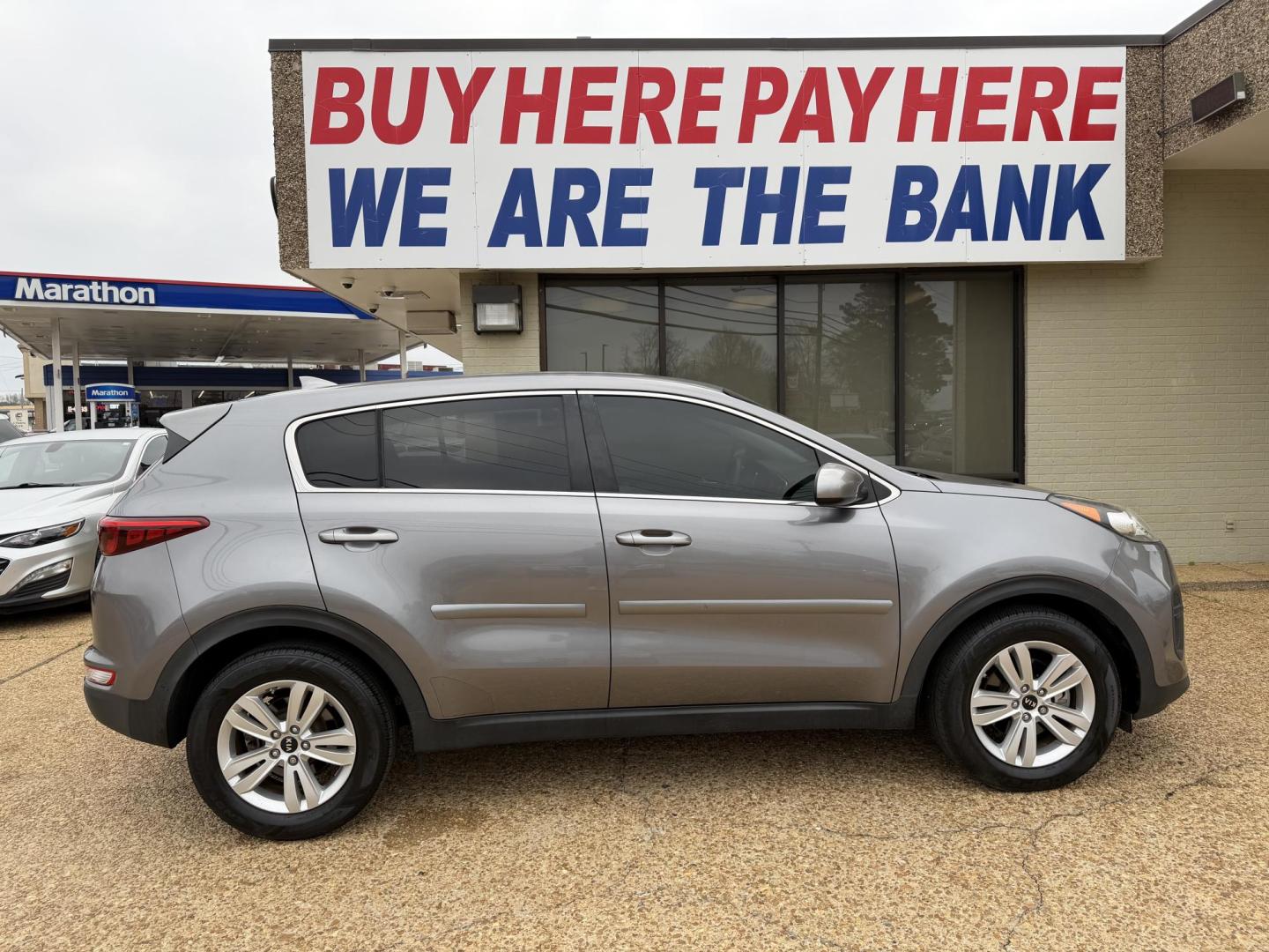 2017 GRAY KIA SPORTAGE LX (KNDPM3ACXH7) , located at 922 W. Beacon St., Philadelphia, MS, 39350, (601) 650-3675, 32.770447, -89.127151 - Photo#6