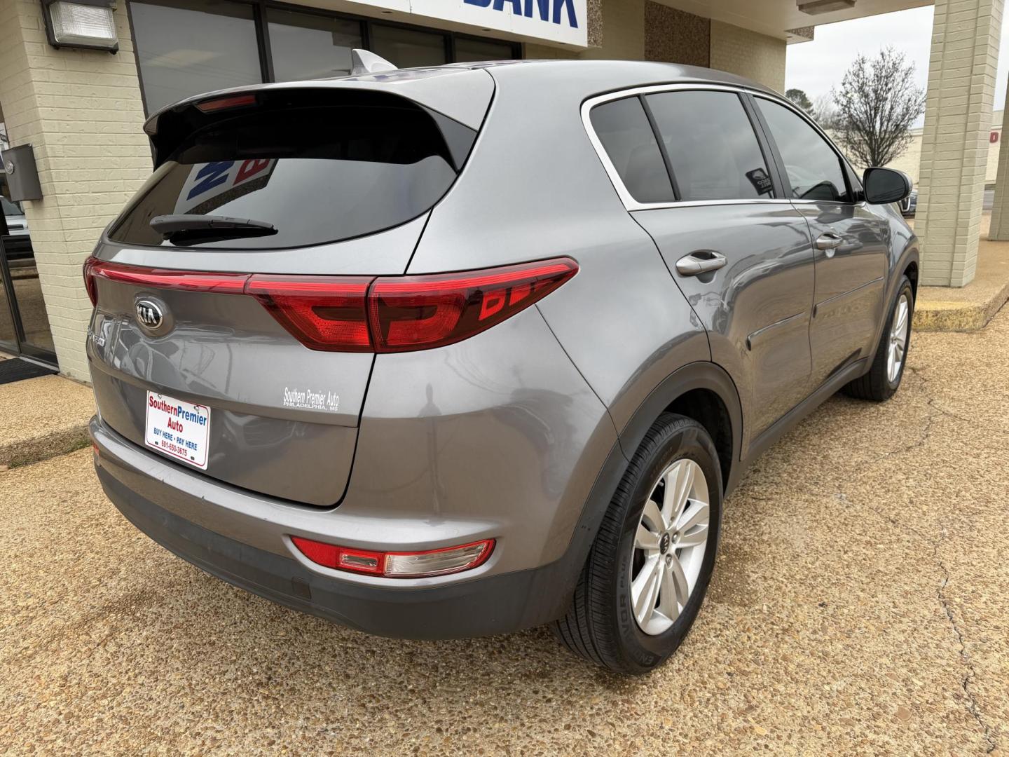 2017 GRAY KIA SPORTAGE LX (KNDPM3ACXH7) , located at 922 W. Beacon St., Philadelphia, MS, 39350, (601) 650-3675, 32.770447, -89.127151 - Photo#5