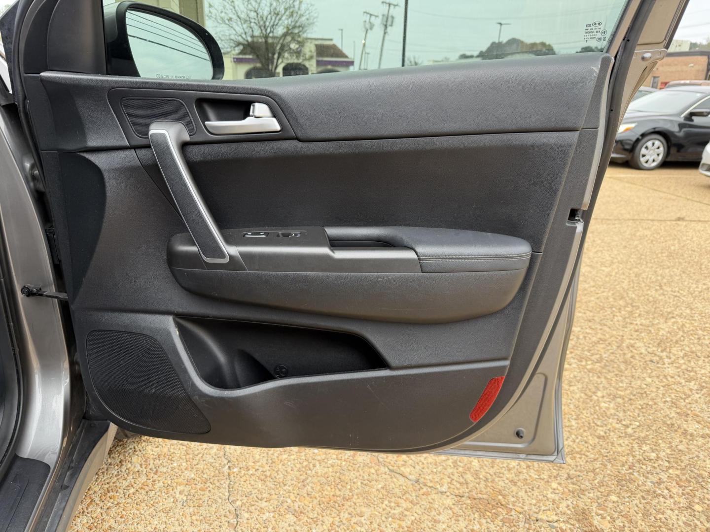 2017 GRAY KIA SPORTAGE LX (KNDPM3ACXH7) , located at 922 W. Beacon St., Philadelphia, MS, 39350, (601) 650-3675, 32.770447, -89.127151 - Photo#11