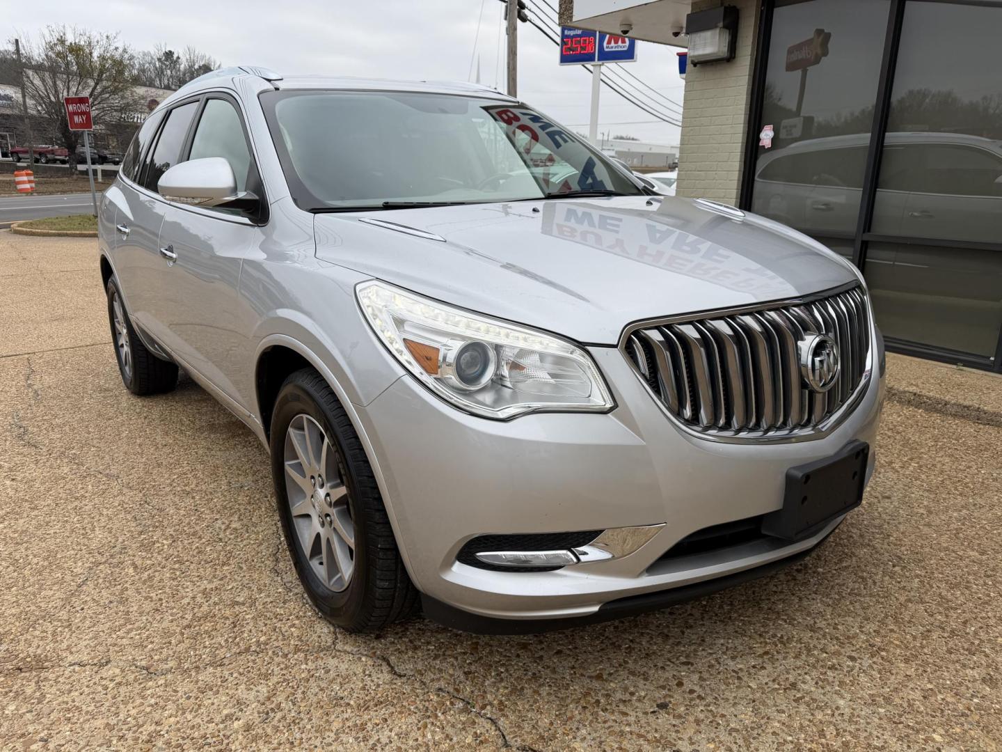 2017 Buick Enclave Convenience's photo