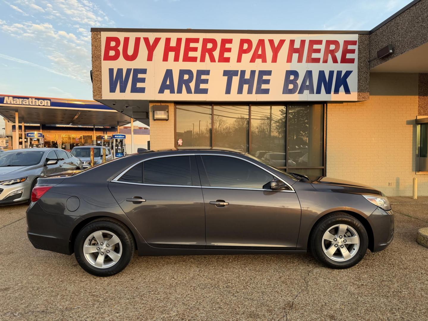2013 GRAY CHEVROLET MALIBU 1LT (1G11C5SA7DF) , located at 922 W. Beacon St., Philadelphia, MS, 39350, (601) 650-3675, 32.770447, -89.127151 - Photo#6