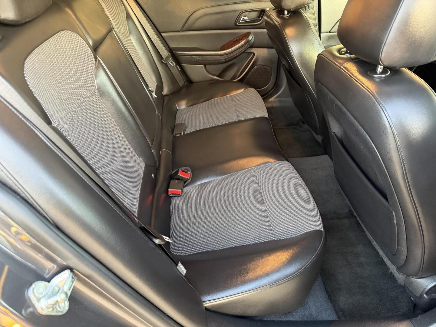 2013 GRAY CHEVROLET MALIBU 1LT (1G11C5SA7DF) , located at 922 W. Beacon St., Philadelphia, MS, 39350, (601) 650-3675, 32.770447, -89.127151 - Photo#14