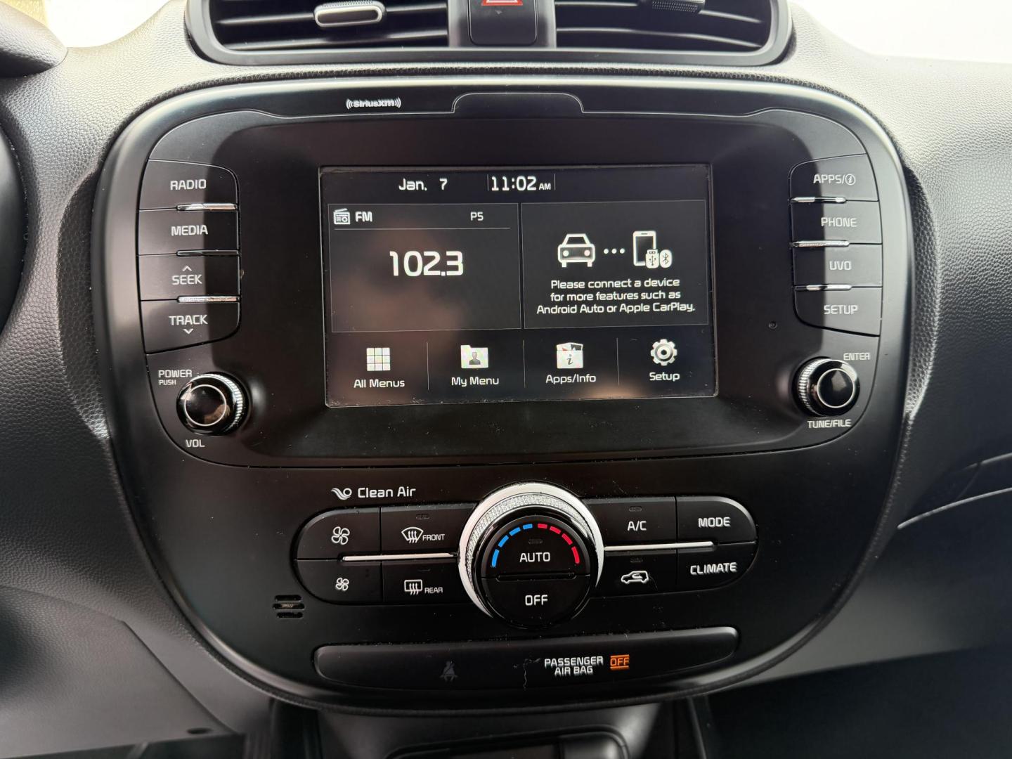 2019 WHITE KIA SOUL + (PLUS) (KNDJP3A55K7) , located at 922 W. Beacon St., Philadelphia, MS, 39350, (601) 650-3675, 32.770447, -89.127151 - Photo#17