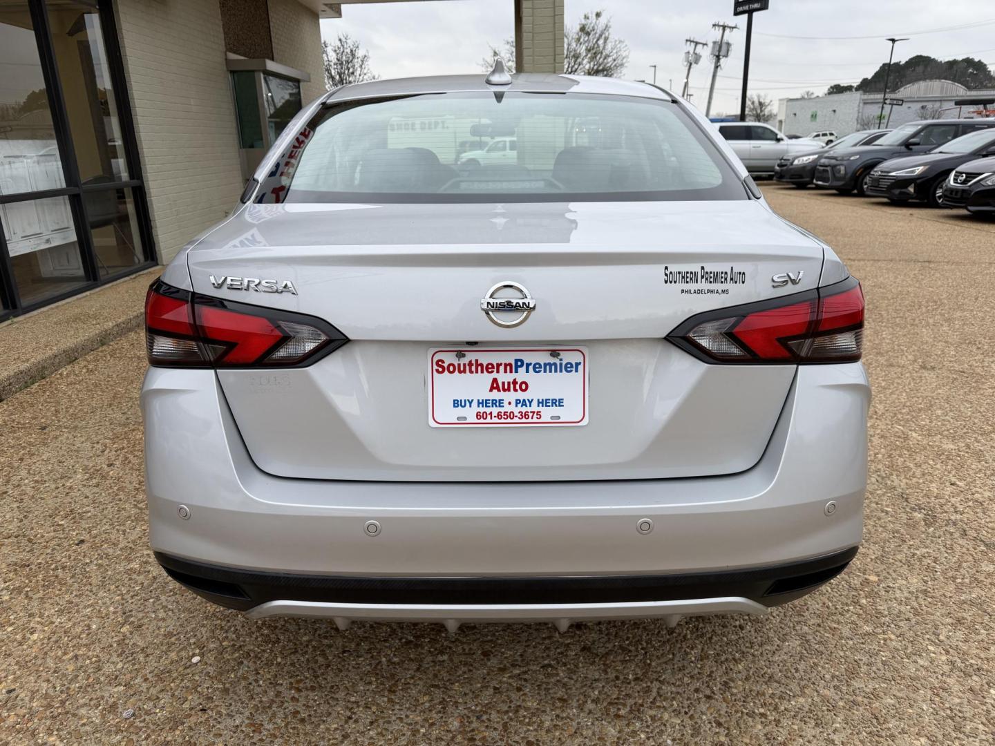 2021 SILVER NISSAN VERSA SV (3N1CN8EV9ML) , located at 922 W. Beacon St., Philadelphia, MS, 39350, (601) 650-3675, 32.770447, -89.127151 - Photo#4