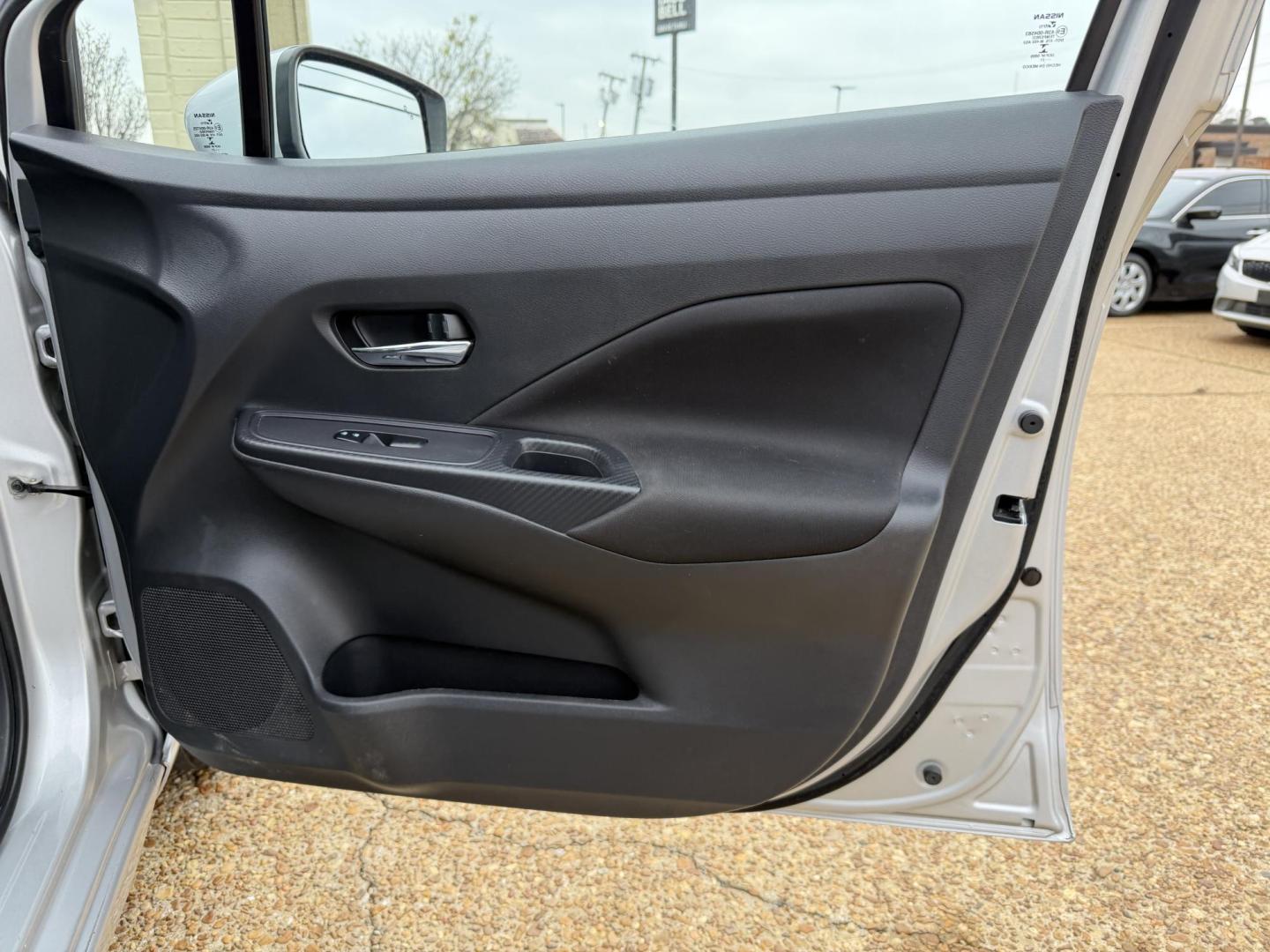 2021 SILVER NISSAN VERSA SV (3N1CN8EV9ML) , located at 922 W. Beacon St., Philadelphia, MS, 39350, (601) 650-3675, 32.770447, -89.127151 - Photo#11