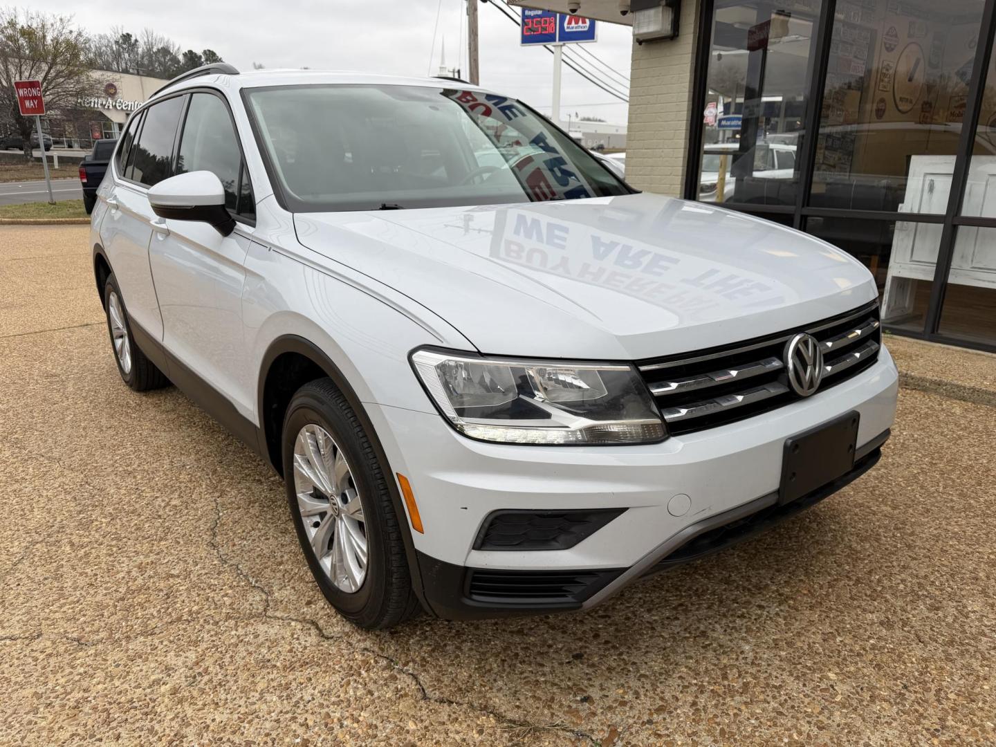 2018 SILVER VOLKSWAGEN TIGUAN S (3VV1B7AX6JM) , located at 922 W. Beacon St., Philadelphia, MS, 39350, (601) 650-3675, 32.770447, -89.127151 - Photo#0
