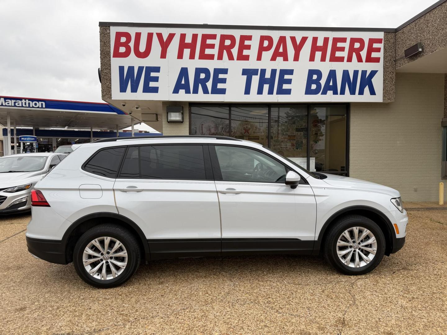 2018 SILVER VOLKSWAGEN TIGUAN S (3VV1B7AX6JM) , located at 922 W. Beacon St., Philadelphia, MS, 39350, (601) 650-3675, 32.770447, -89.127151 - Photo#6