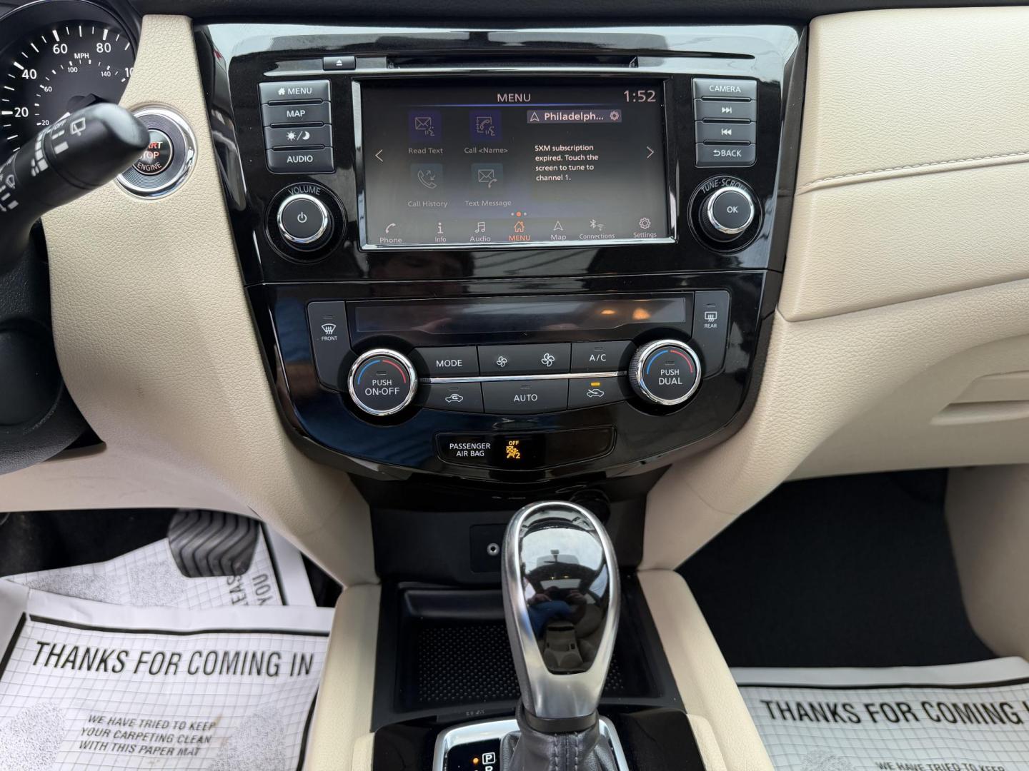 2018 WHITE NISSAN ROGUE SV (5N1AT2MT4JC) , located at 922 W. Beacon St., Philadelphia, MS, 39350, (601) 650-3675, 32.770447, -89.127151 - Photo#17