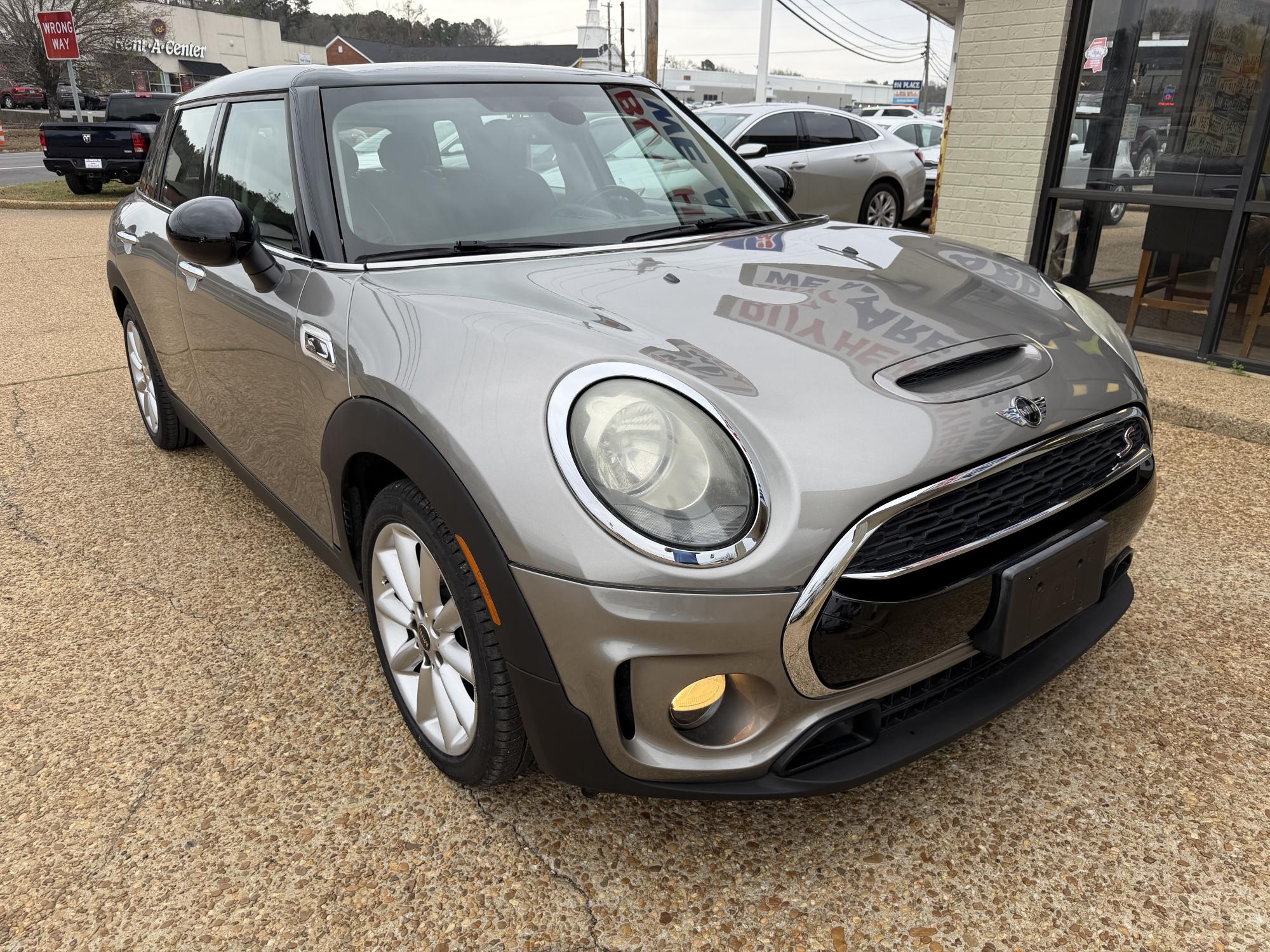 photo of 2017 MINI CLUBMAN COOPER S 