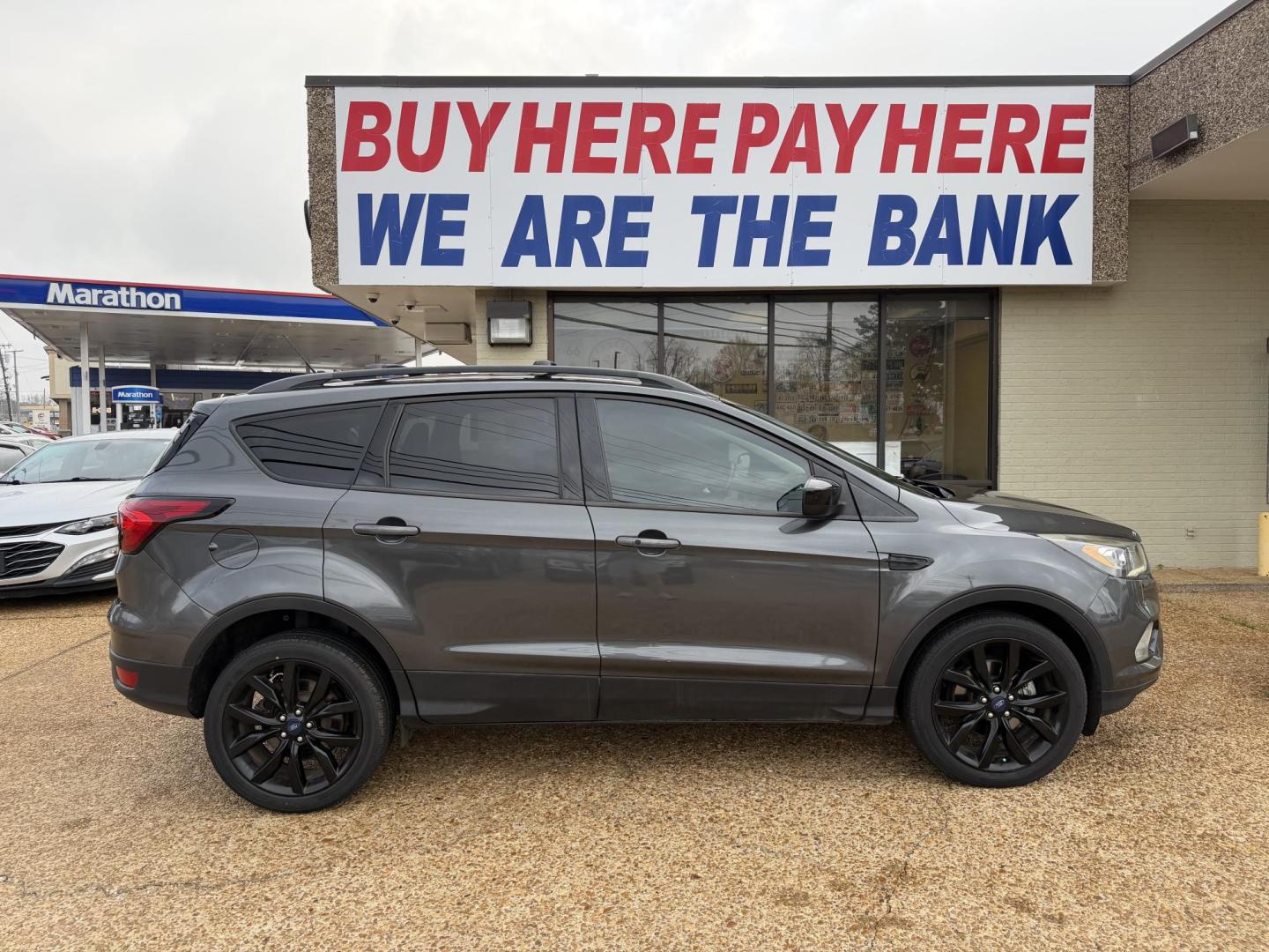 2019 GRAY FORD ESCAPE SE (1FMCU0GD1KU) , located at 922 W. Beacon St., Philadelphia, MS, 39350, (601) 650-3675, 32.770447, -89.127151 - Photo#6