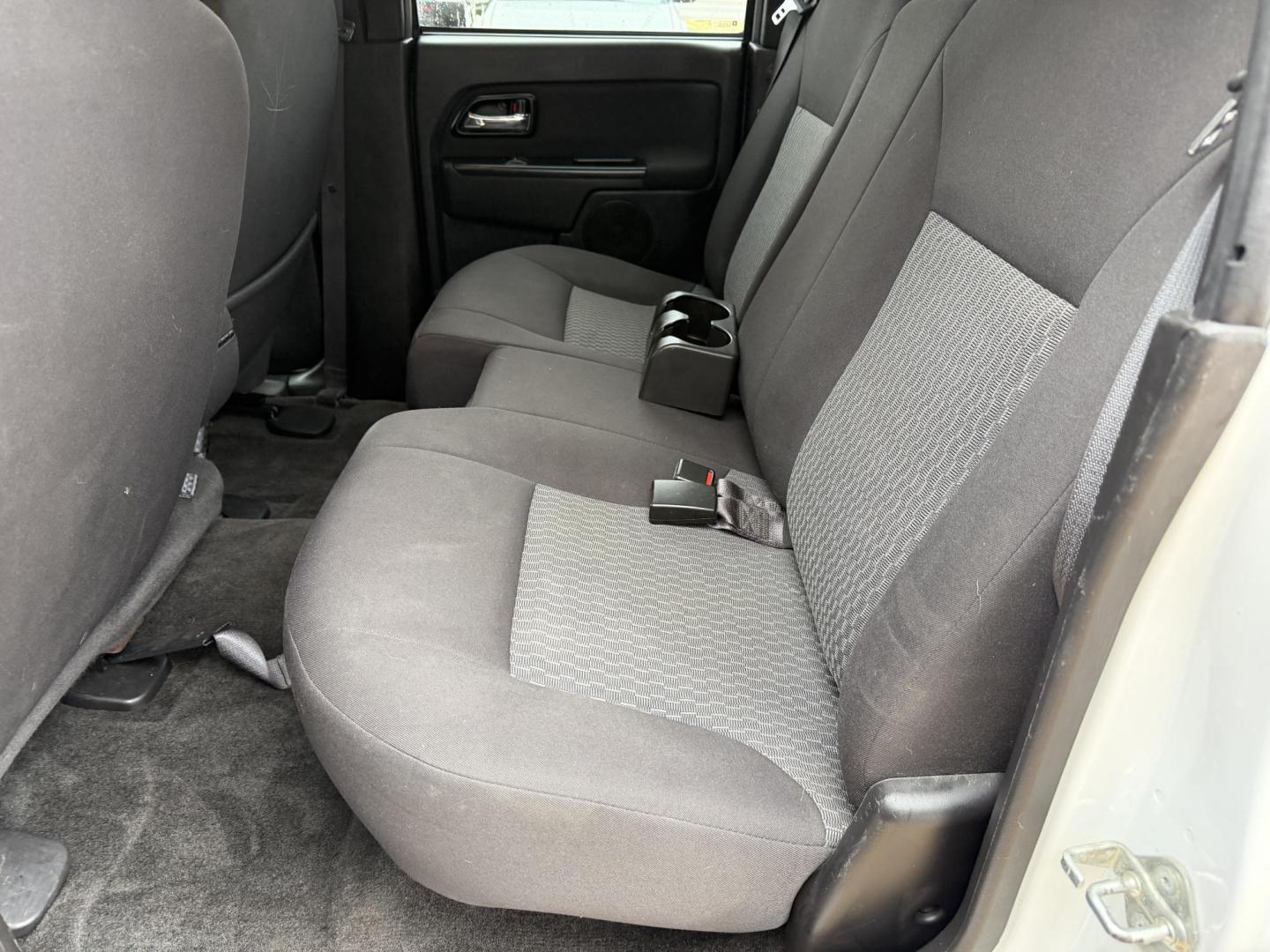 2011 WHITE CHEVROLET COLORADO 2LT (1GCHSDFE2B8) , located at 922 W. Beacon St., Philadelphia, MS, 39350, (601) 650-3675, 32.770447, -89.127151 - Photo#13
