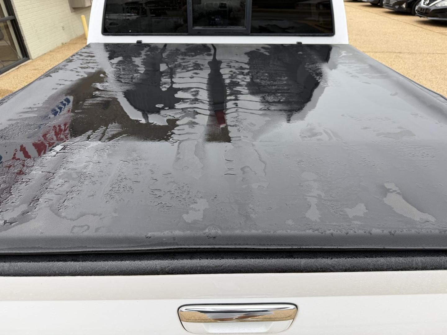 2011 WHITE CHEVROLET COLORADO 2LT (1GCHSDFE2B8) , located at 922 W. Beacon St., Philadelphia, MS, 39350, (601) 650-3675, 32.770447, -89.127151 - Photo#18