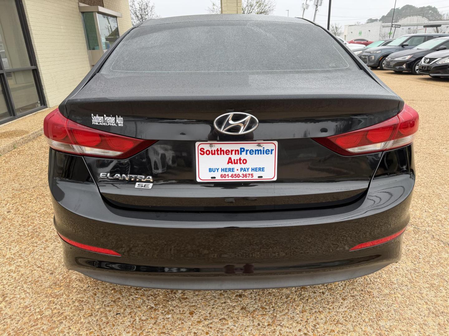2018 BLACK HYUNDAI ELANTRA SE (5NPD74LFXJH) , located at 922 W. Beacon St., Philadelphia, MS, 39350, (601) 650-3675, 32.770447, -89.127151 - Photo#4