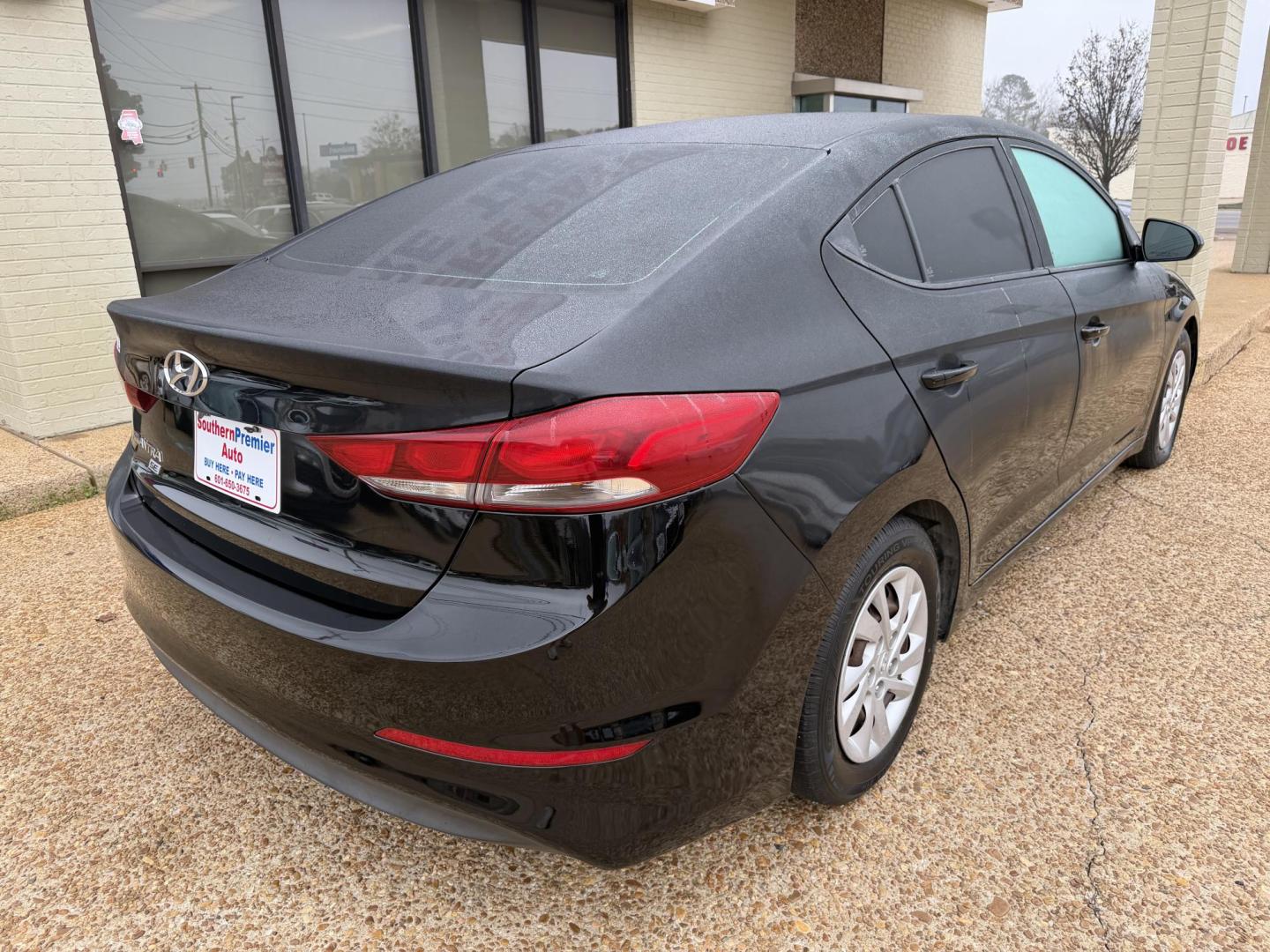 2018 BLACK HYUNDAI ELANTRA SE (5NPD74LFXJH) , located at 922 W. Beacon St., Philadelphia, MS, 39350, (601) 650-3675, 32.770447, -89.127151 - Photo#5