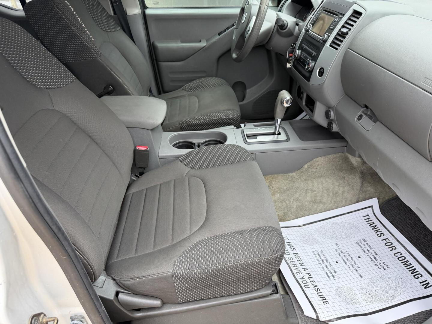 2015 SILVER NISSAN FRONTIER DESERT RUN (1N6AD0ER5FN) , located at 922 W. Beacon St., Philadelphia, MS, 39350, (601) 650-3675, 32.770447, -89.127151 - Photo#10