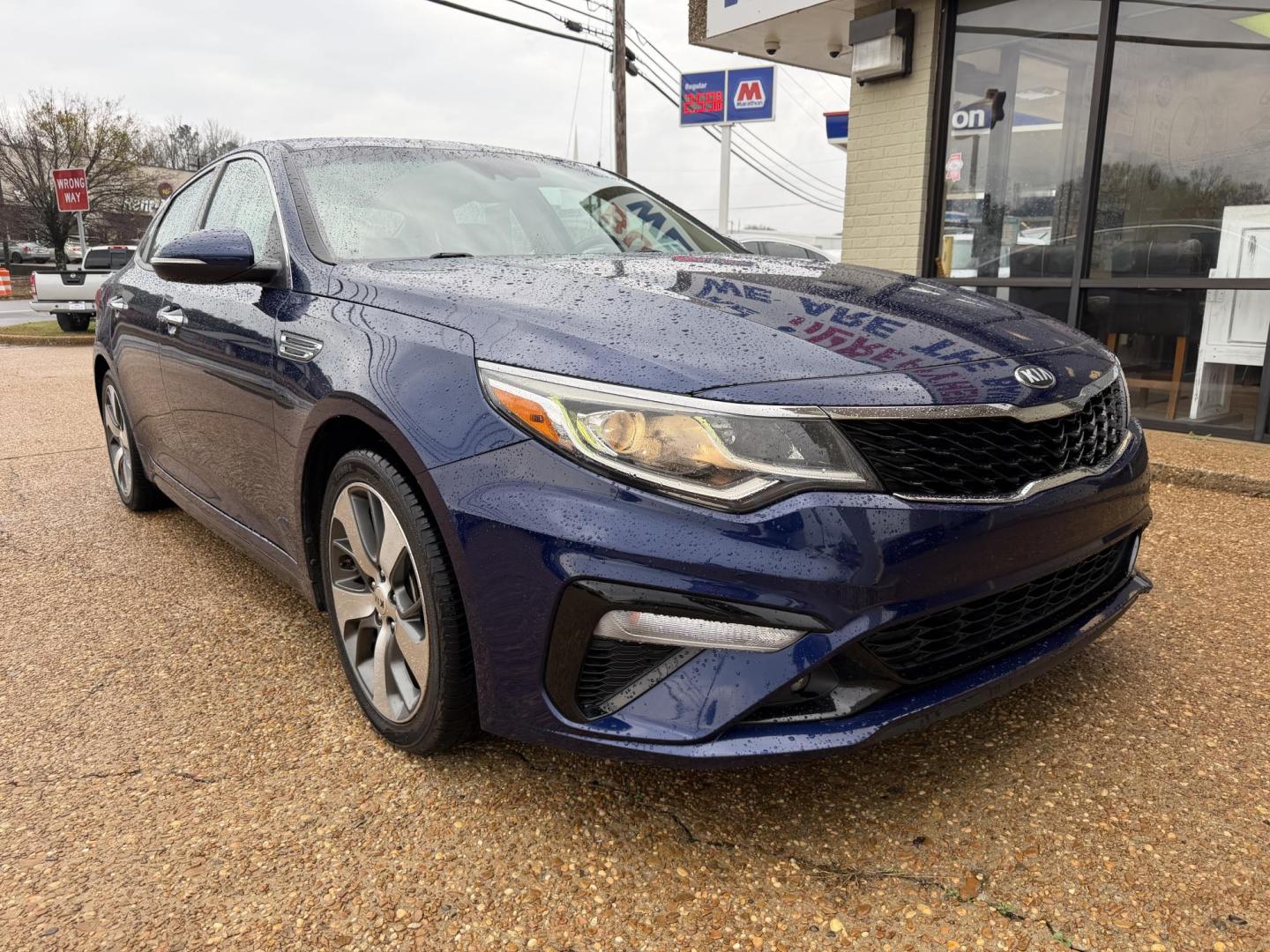 2019 BLUE KIA OPTIMA S (5XXGT4L39KG) , located at 922 W. Beacon St., Philadelphia, MS, 39350, (601) 650-3675, 32.770447, -89.127151 - Photo#0