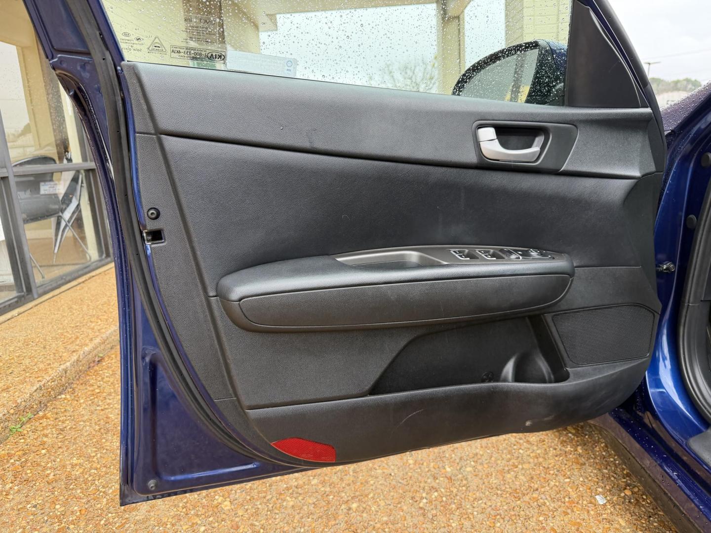 2019 BLUE KIA OPTIMA S (5XXGT4L39KG) , located at 922 W. Beacon St., Philadelphia, MS, 39350, (601) 650-3675, 32.770447, -89.127151 - Photo#7