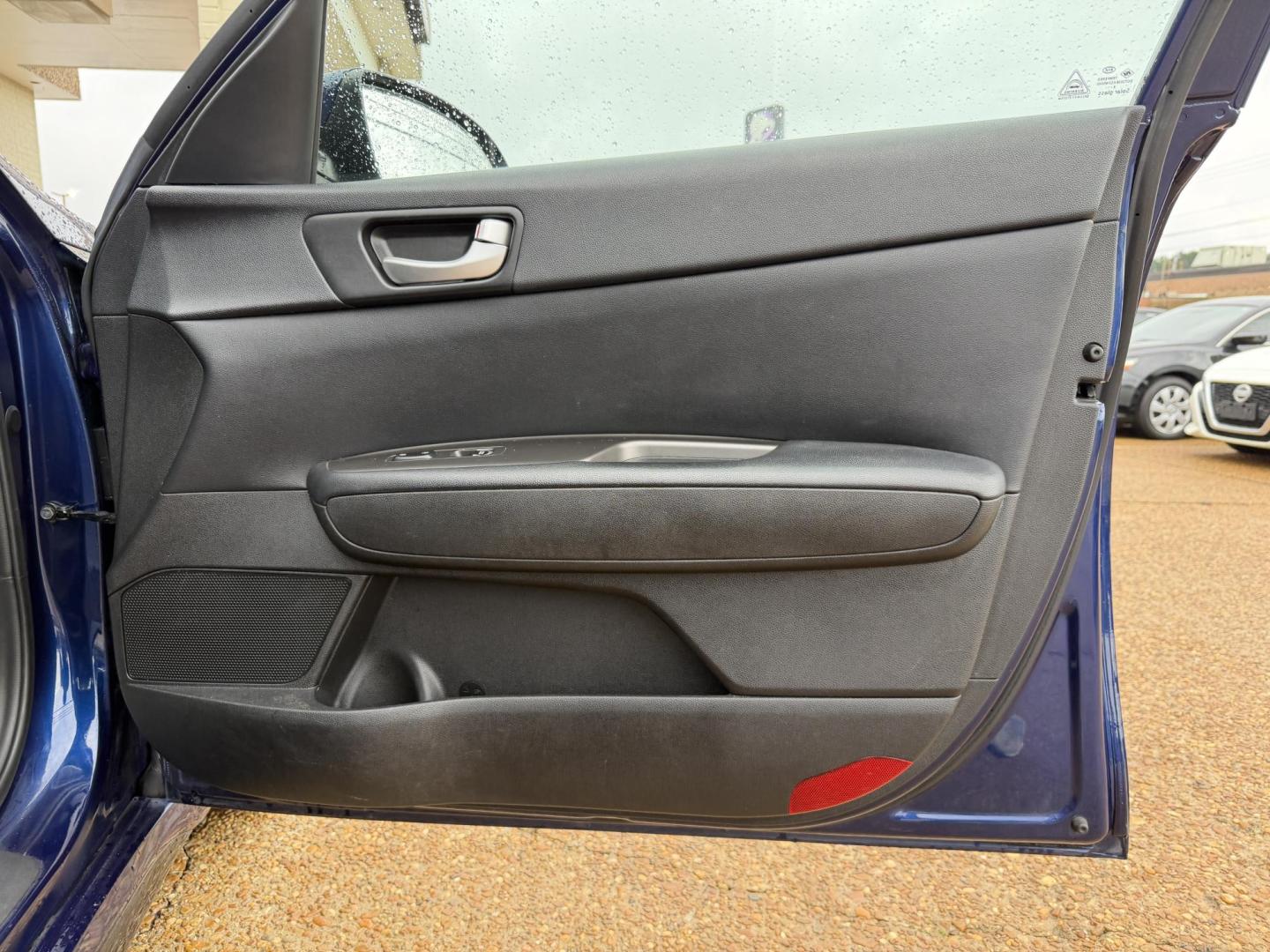 2019 BLUE KIA OPTIMA S (5XXGT4L39KG) , located at 922 W. Beacon St., Philadelphia, MS, 39350, (601) 650-3675, 32.770447, -89.127151 - Photo#10