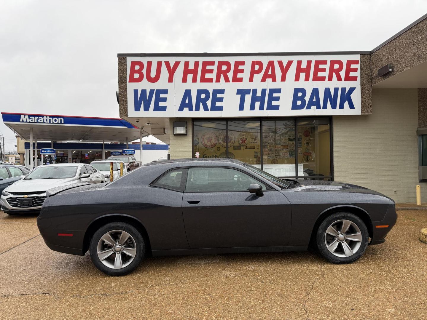 2019 GRAY DODGE CHALLENGER SXT (2C3CDZAG4KH) , located at 922 W. Beacon St., Philadelphia, MS, 39350, (601) 650-3675, 32.770447, -89.127151 - Photo#6