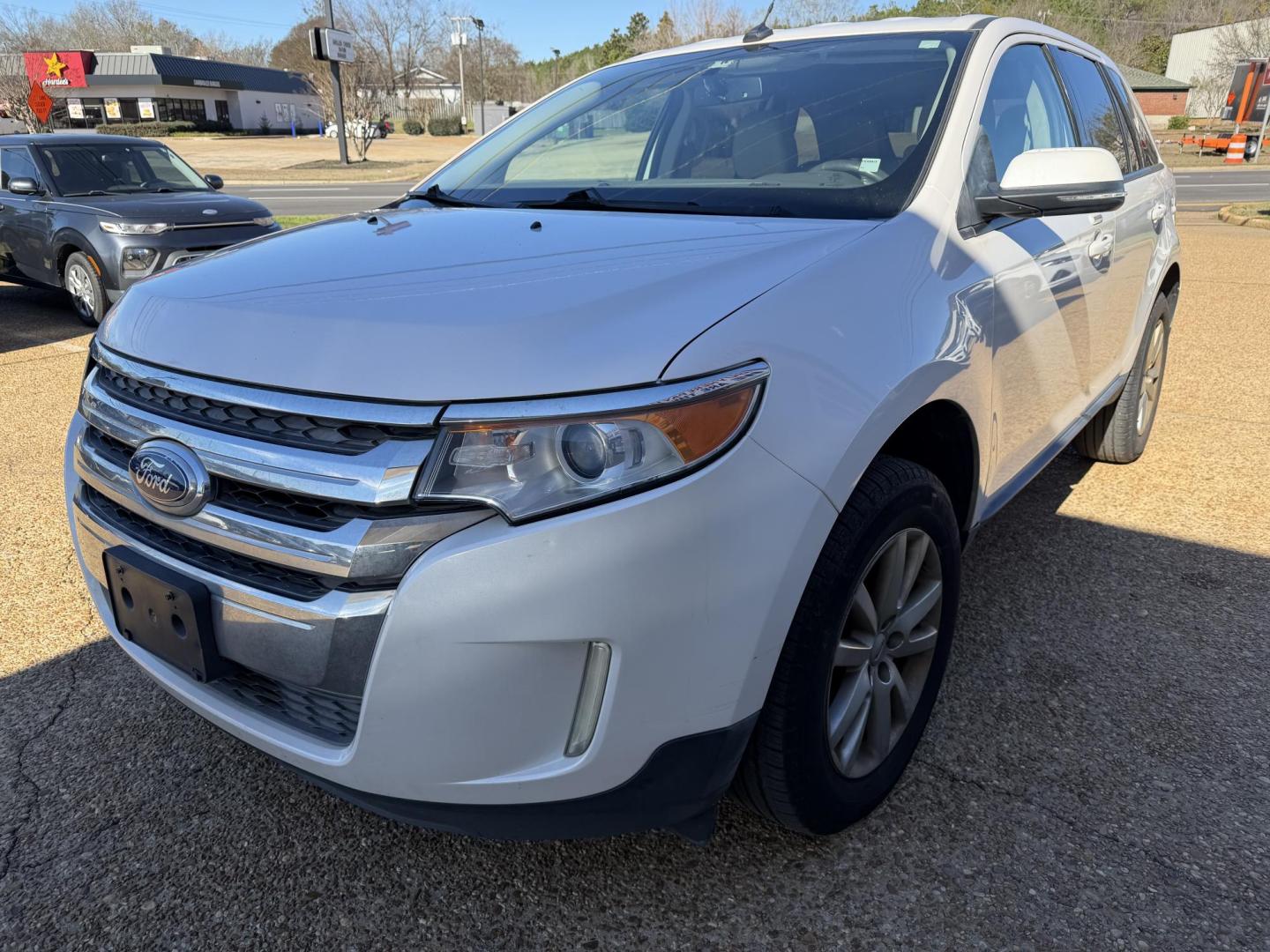 2014 WHITE FORD EDGE SEL (2FMDK3JC9EB) , located at 922 W. Beacon St., Philadelphia, MS, 39350, (601) 650-3675, 32.770447, -89.127151 - Photo#2