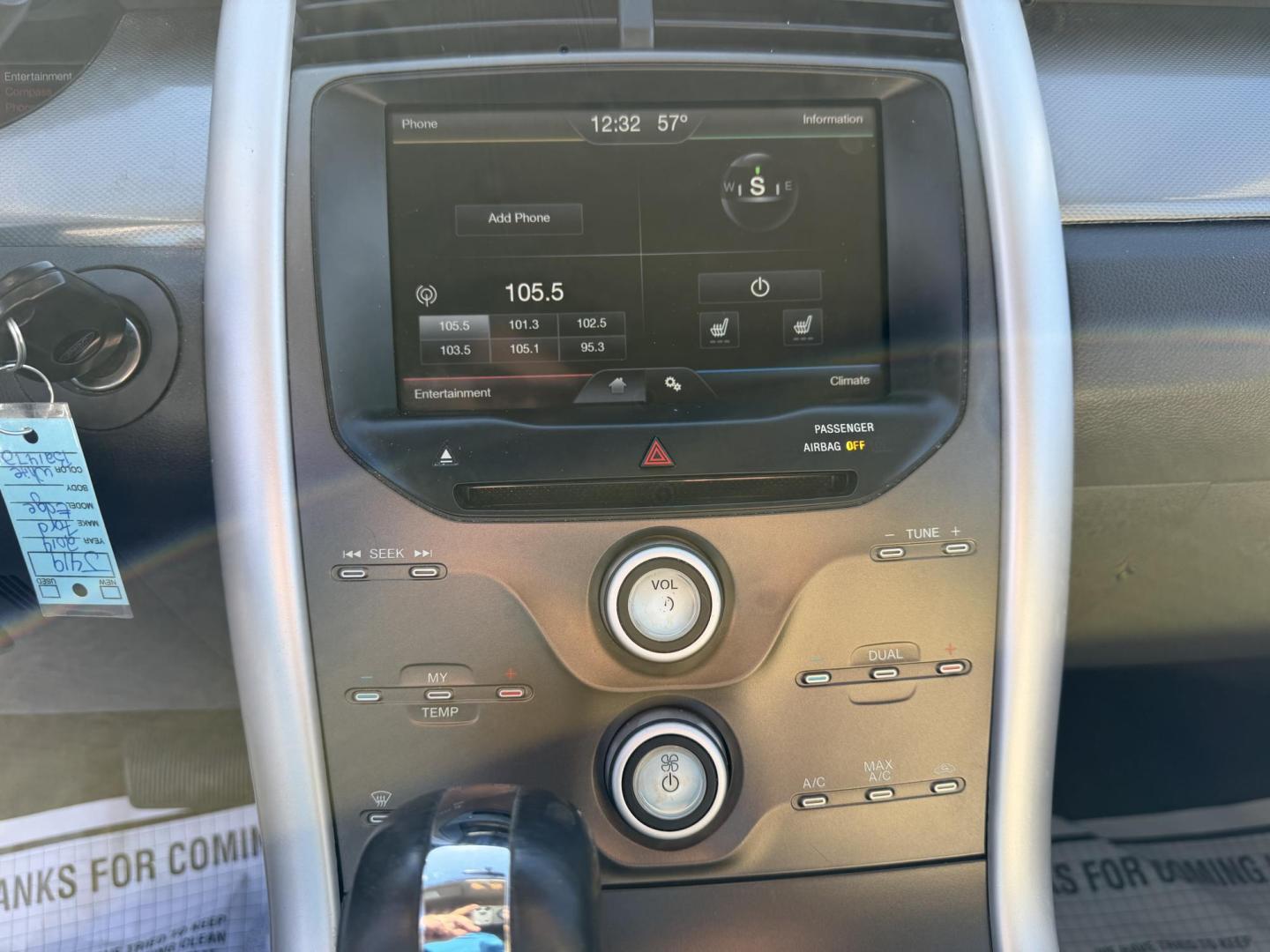 2014 WHITE FORD EDGE SEL (2FMDK3JC9EB) , located at 922 W. Beacon St., Philadelphia, MS, 39350, (601) 650-3675, 32.770447, -89.127151 - Photo#17