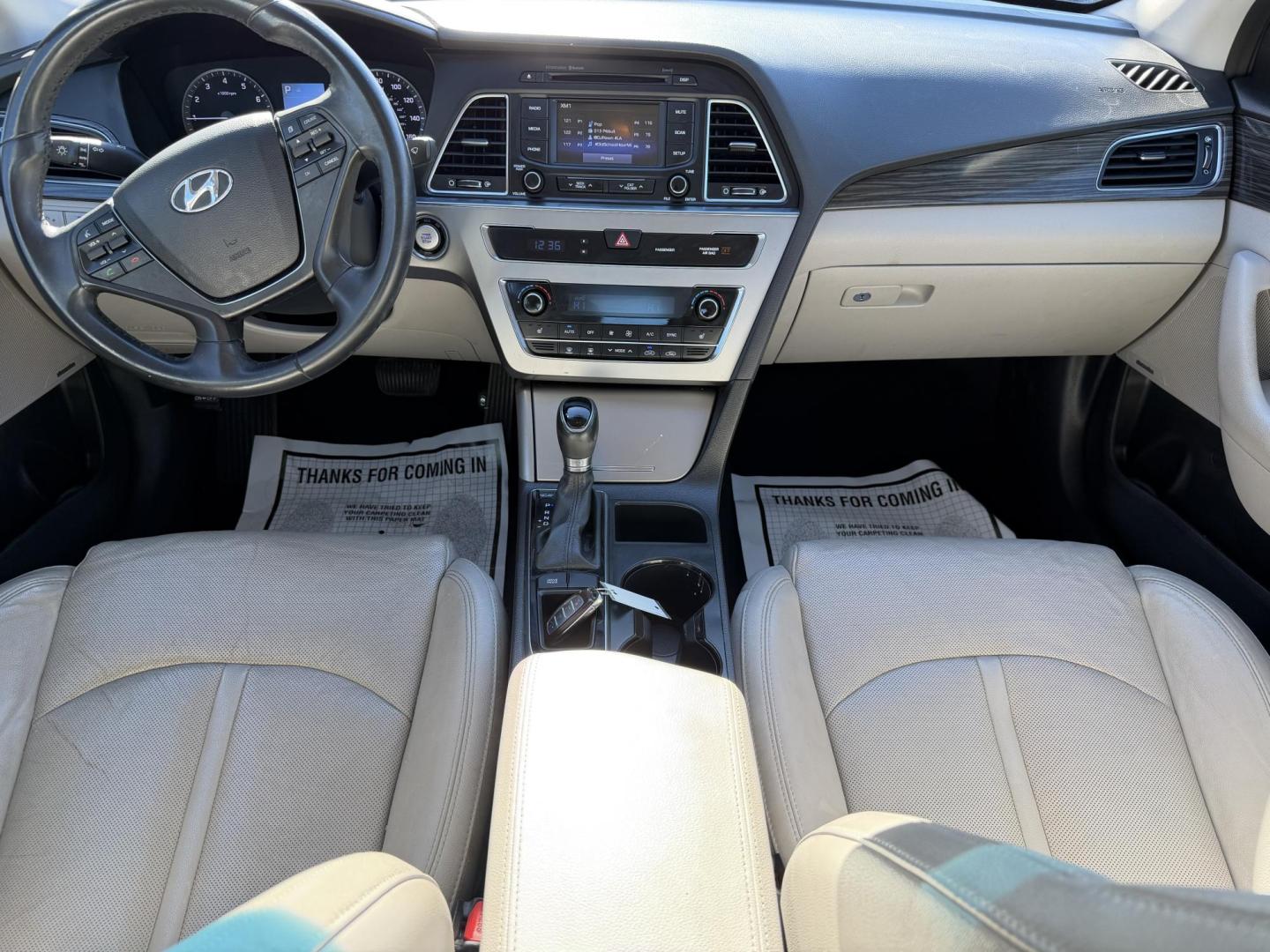 2015 SILVER HYUNDAI SONATA LIMITED (5NPE34AF7FH) , located at 922 W. Beacon St., Philadelphia, MS, 39350, (601) 650-3675, 32.770447, -89.127151 - Photo#16