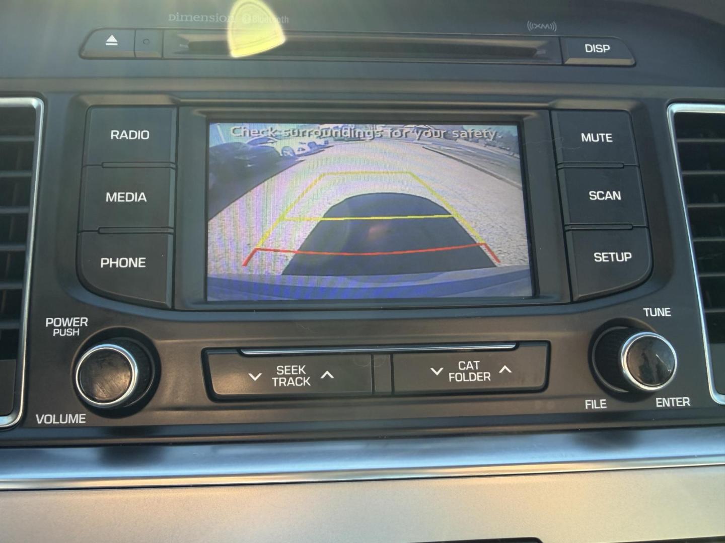 2015 SILVER HYUNDAI SONATA LIMITED (5NPE34AF7FH) , located at 922 W. Beacon St., Philadelphia, MS, 39350, (601) 650-3675, 32.770447, -89.127151 - Photo#18