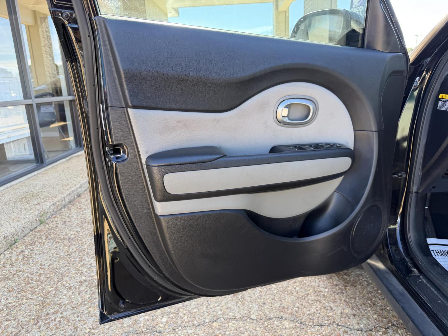 2015 BLACK KIA SOUL + (PLUS) (KNDJP3A58F7) , located at 922 W. Beacon St., Philadelphia, MS, 39350, (601) 650-3675, 32.770447, -89.127151 - Photo#8